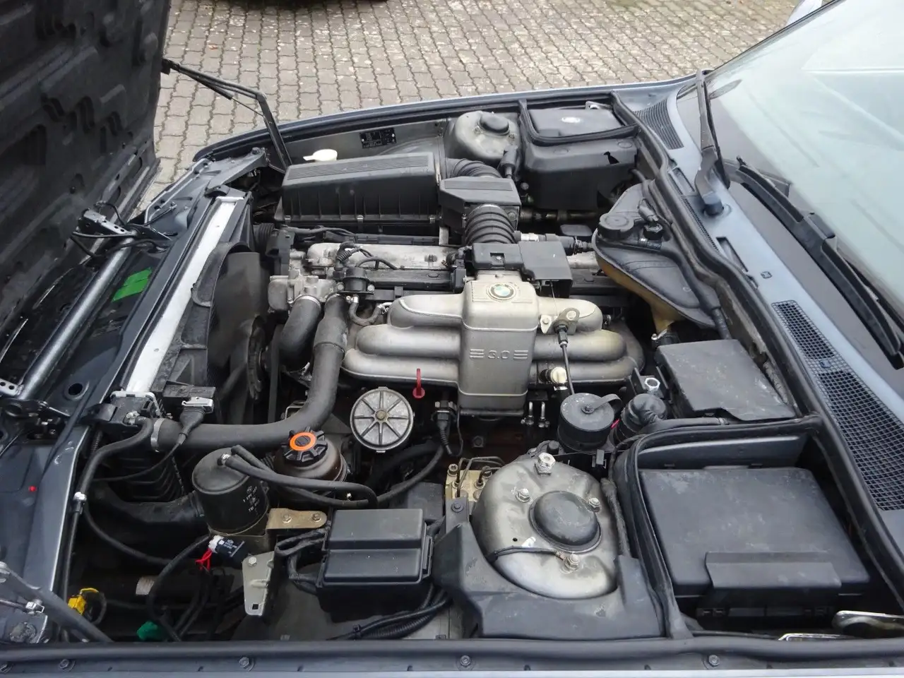 BMW 730 i e32 Schalter Tüv neu!!! Klima Leder Alu, foto 7