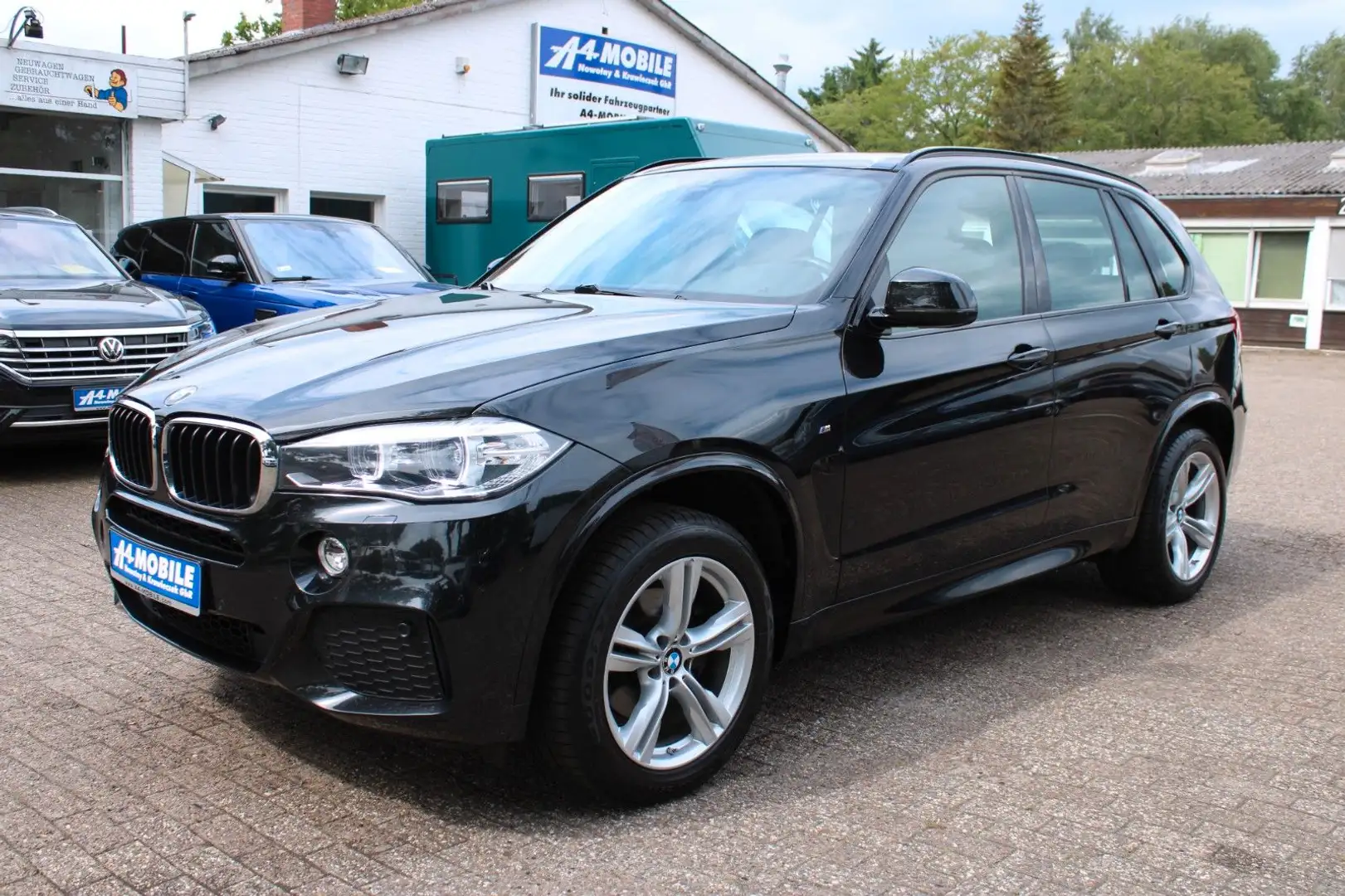 BMW X5 3.0d xDrive M Paket Leder Kamera AHK 19 Zoll Černá - 1