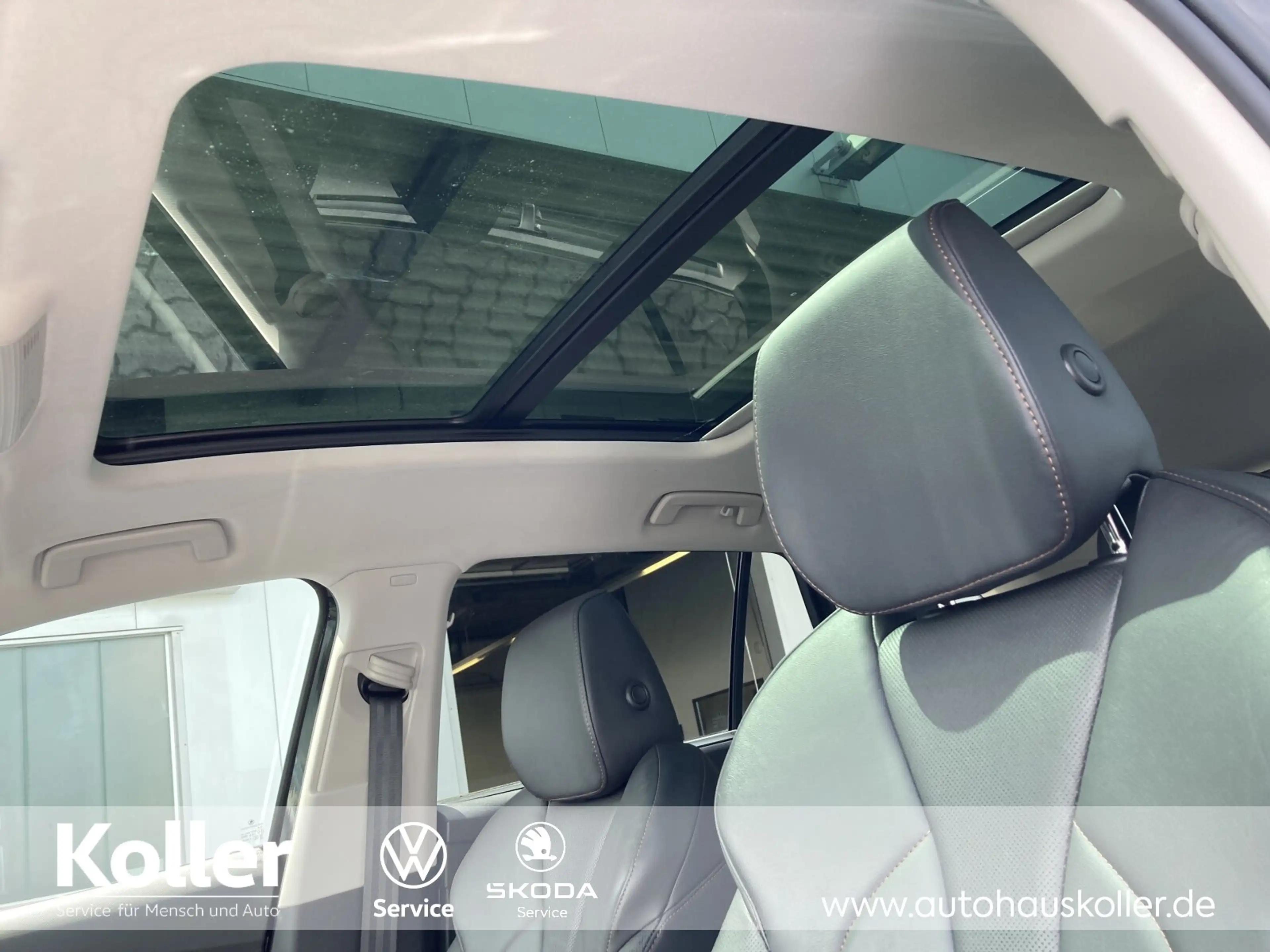 Skoda Enyaq Enyaq iV 60 Panorama Wärmepumpe Leder Matrix LED — photo 14