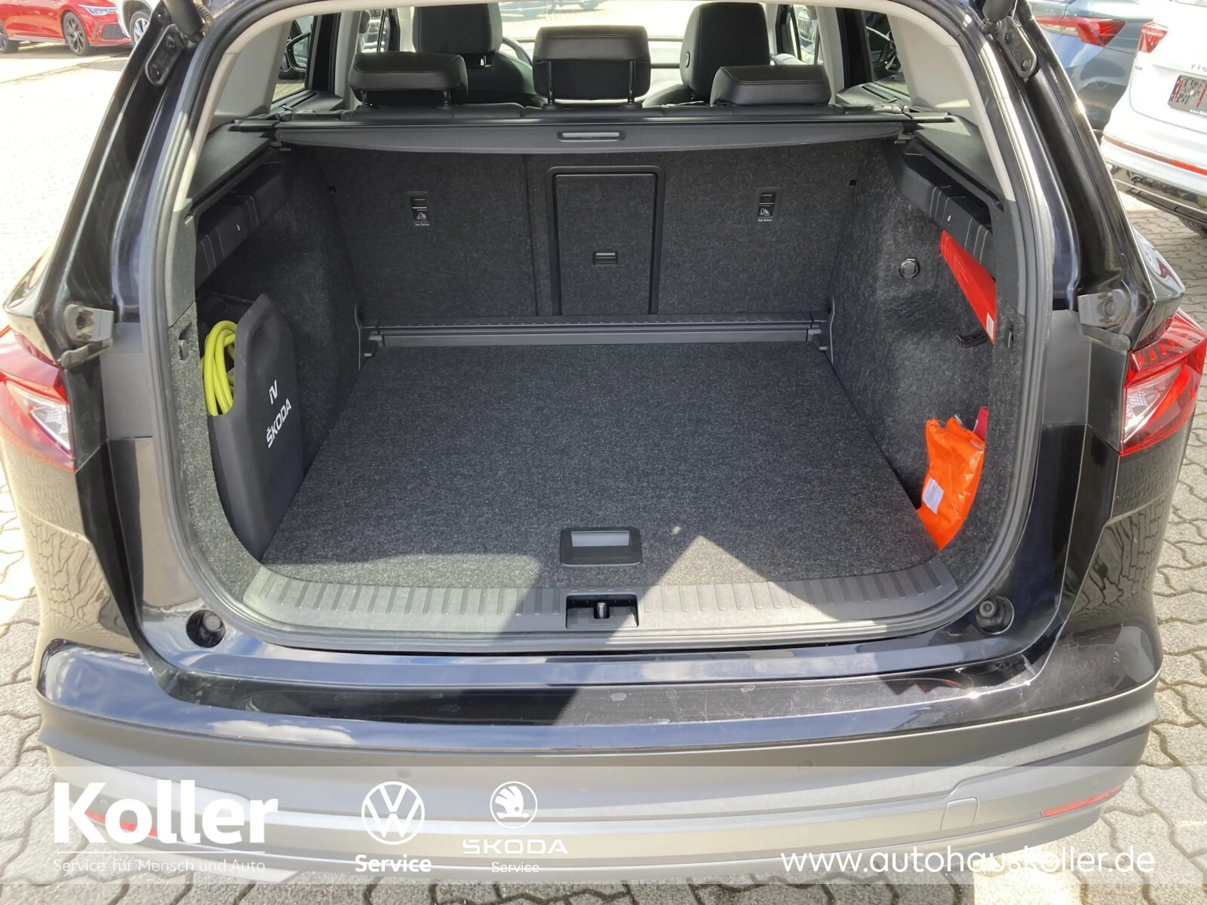 Skoda Enyaq Enyaq iV 60 Panorama Wärmepumpe Leder Matrix LED — photo 7