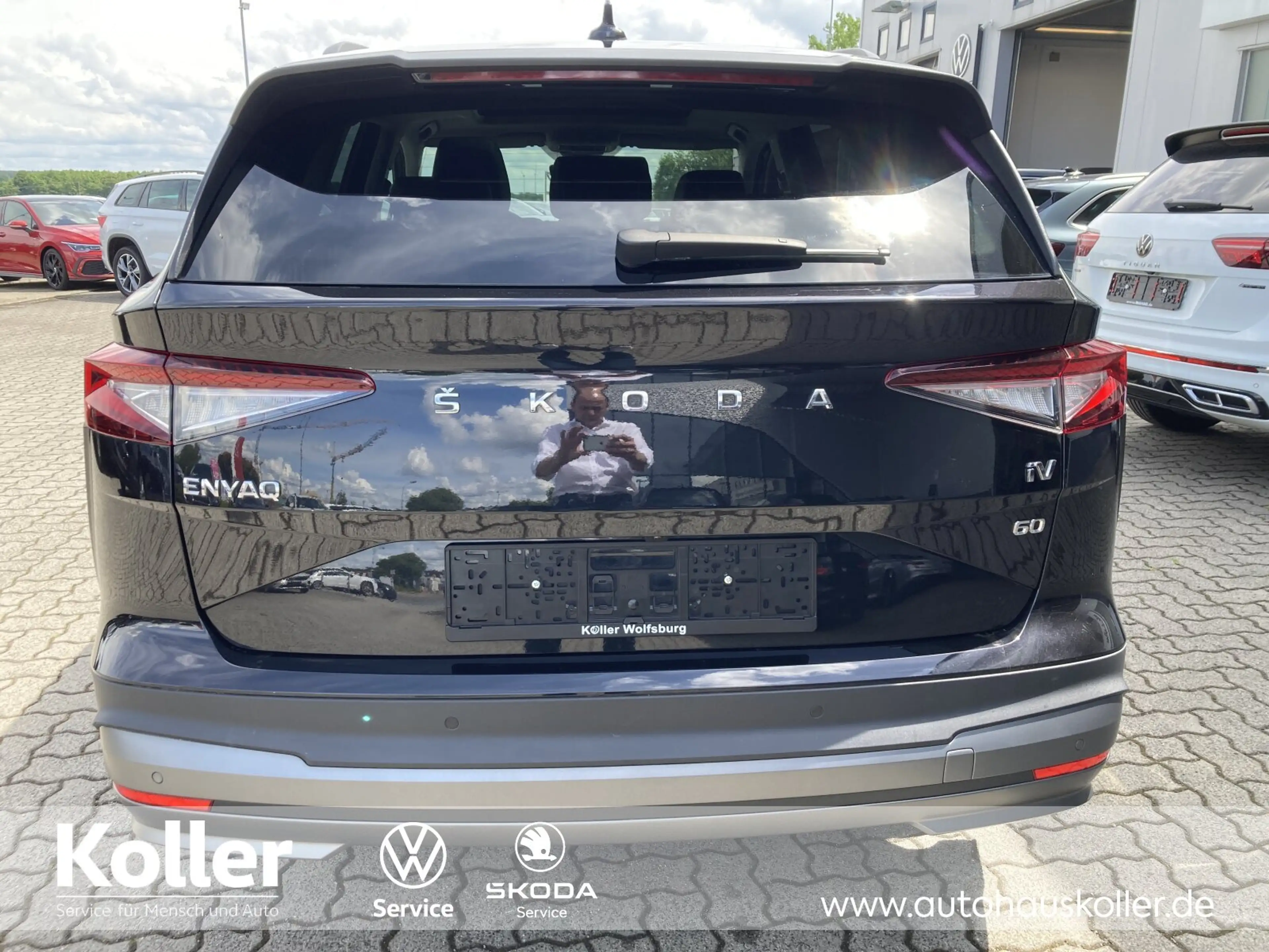 Skoda Enyaq Enyaq iV 60 Panorama Wärmepumpe Leder Matrix LED — photo 4
