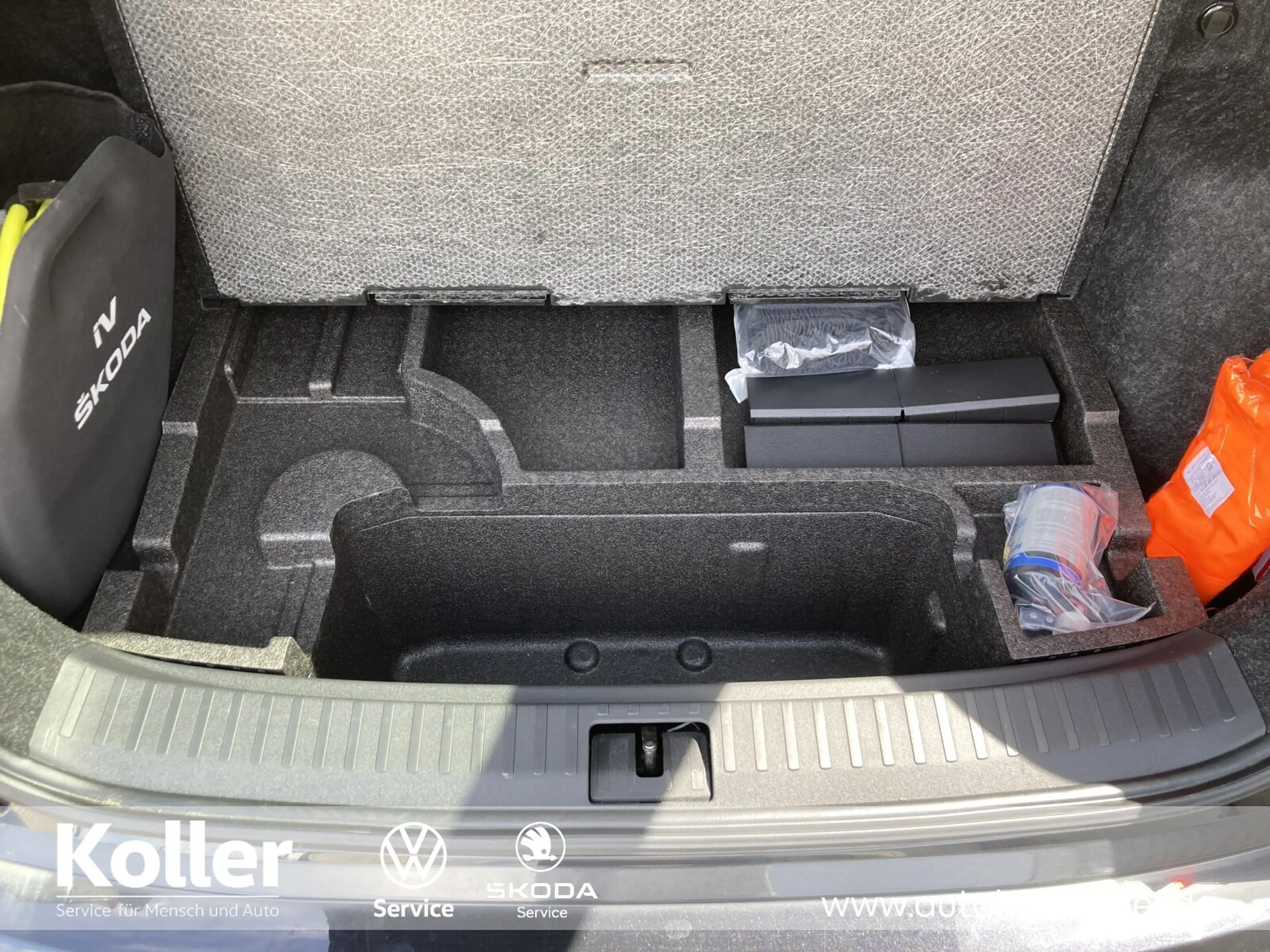 Skoda Enyaq Enyaq iV 60 Panorama Wärmepumpe Leder Matrix LED — photo 8