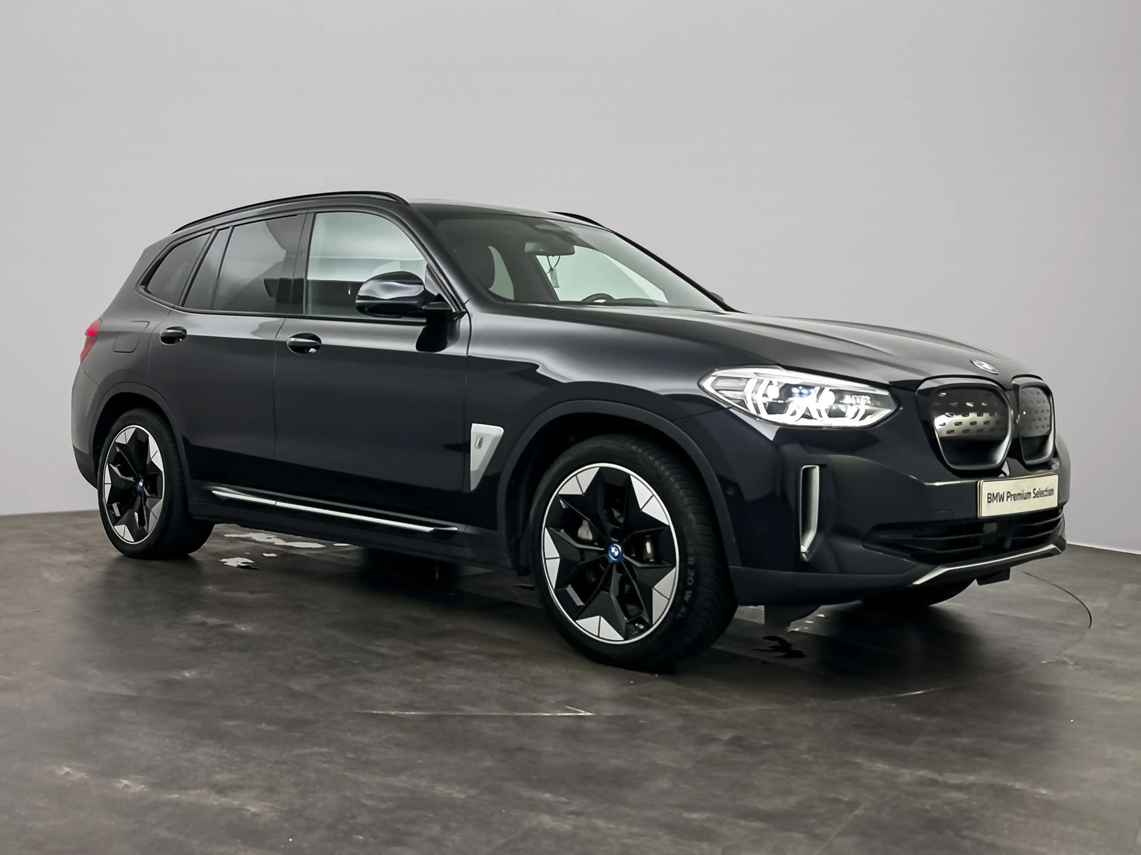 BMW iX3 High Executive 80 kWh | Shadow Line Pack | Comfort — photo 2