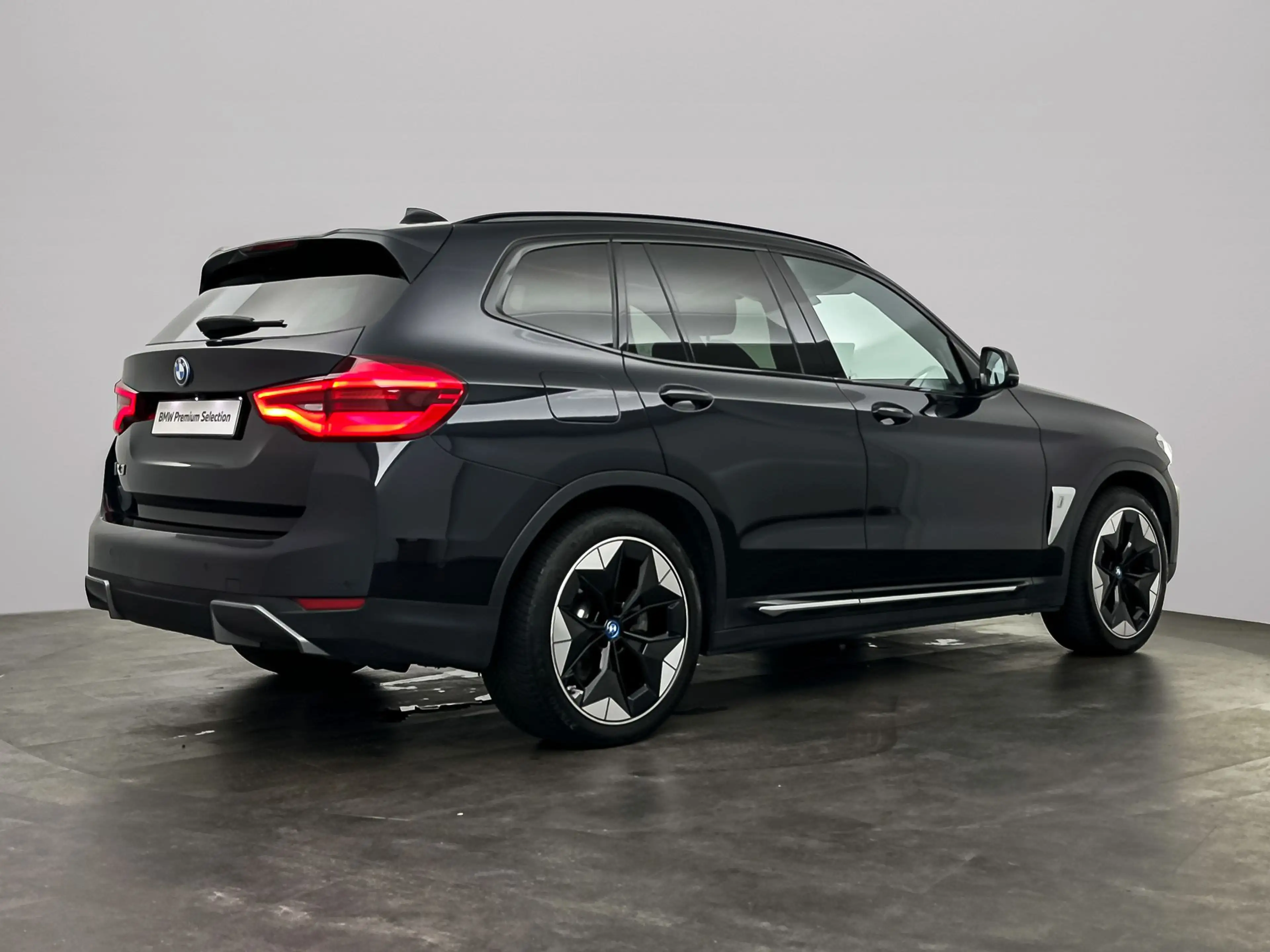BMW iX3 High Executive 80 kWh | Shadow Line Pack | Comfort — photo 4