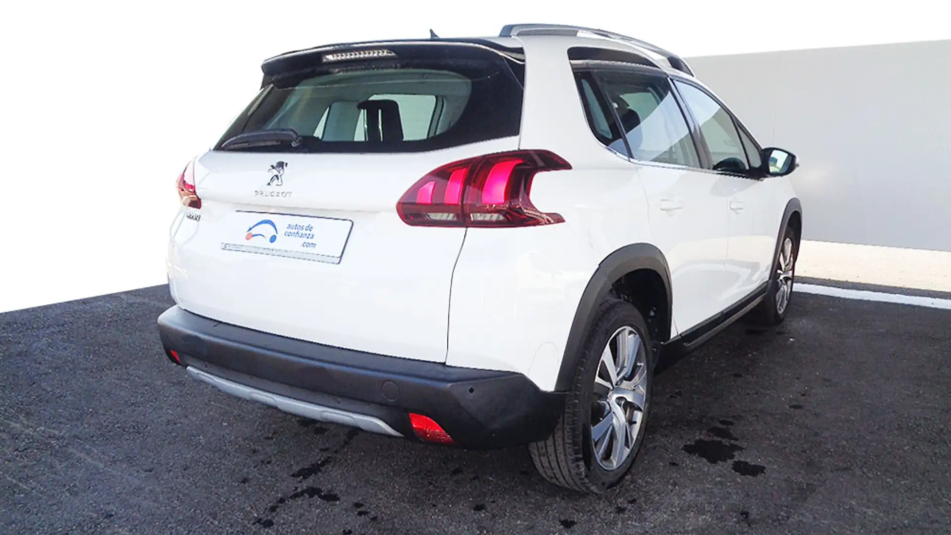 Peugeot 2008 1.6 BlueHDI Allure 100 - 2
