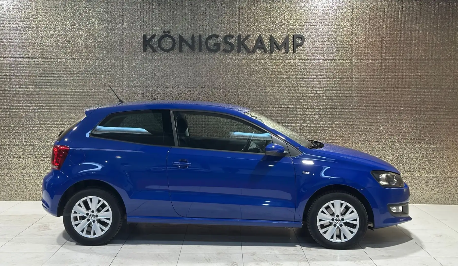 Volkswagen Polo V Life 1.2 TSI Aut. * SHZ * PDC * Blau - 2