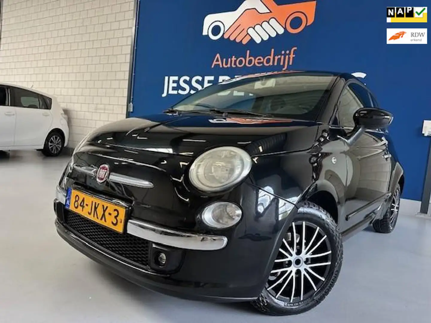 Fiat 500 1.2 Lounge/bj.2009/zwart/panoramadak/sportvelgen/a Zwart - 1