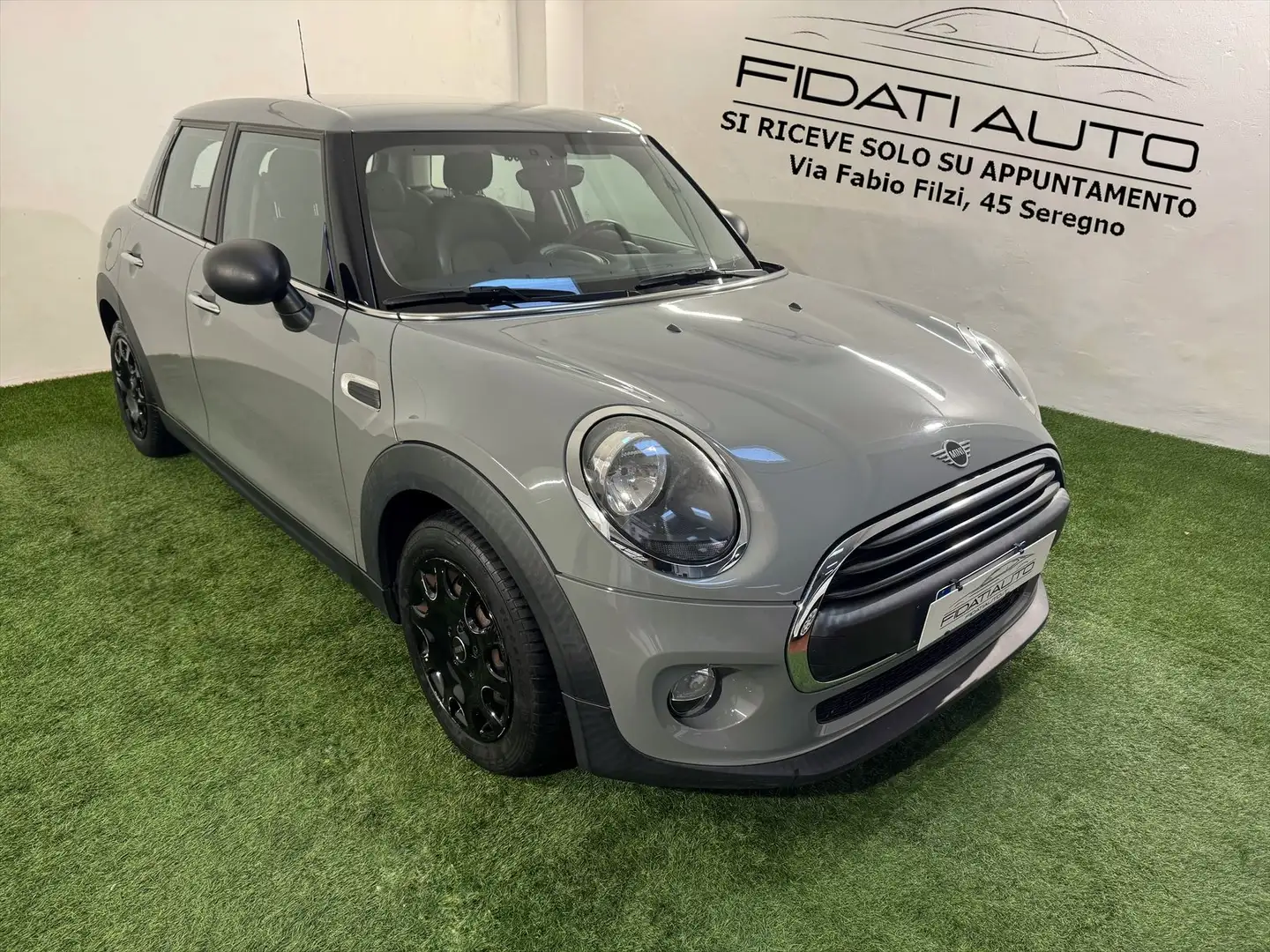 MINI One Mini 5p 1.5 One 75cv EURO6 OK NEOPATENTATI Grigio - 1