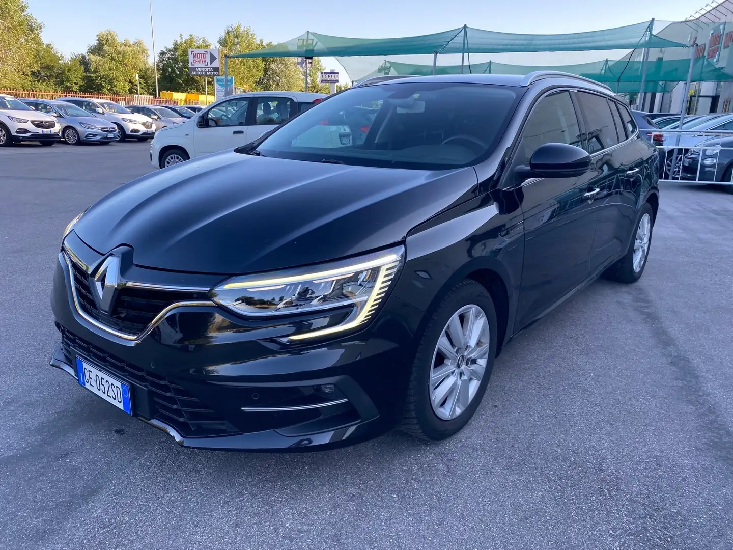 Renault Megane Mégane Sporter Blue dCi 115 CV EDC Business Nero - 1