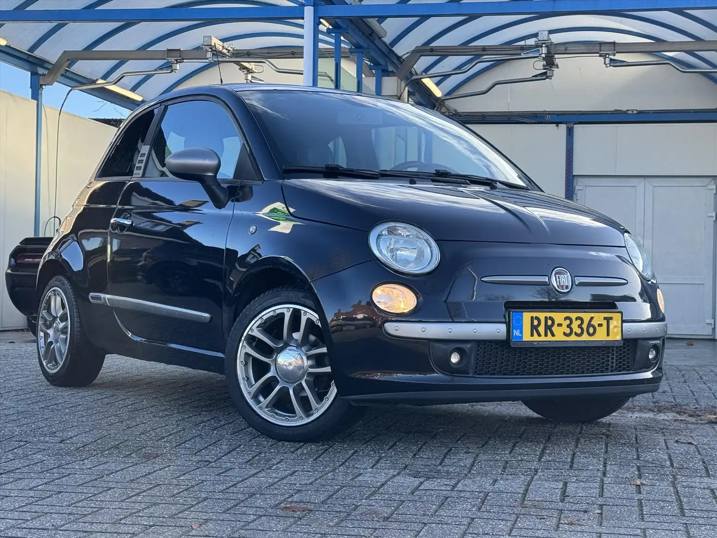 Fiat 500 1.2 Speciale uitvoering / Panoramadak / Interscope Schwarz - 2