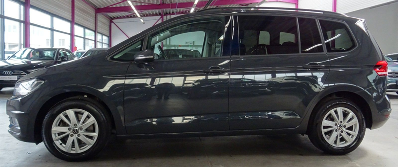 Volkswagen Touran TOURAN 2.0 TDI CL.*PANO*AHK*ACC*CAM*LED*KEY*LED* — photo 2