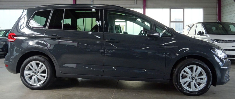 Volkswagen Touran TOURAN 2.0 TDI CL.*PANO*AHK*ACC*CAM*LED*KEY*LED* — photo 14