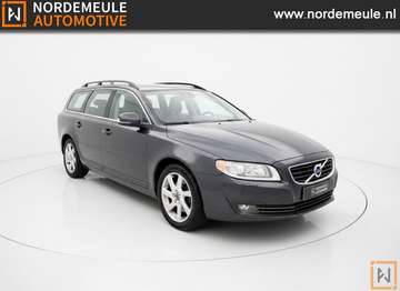 2.0 D4 NORDIC+. STOELVW, TREKHAAK, CRUISE CONTROL