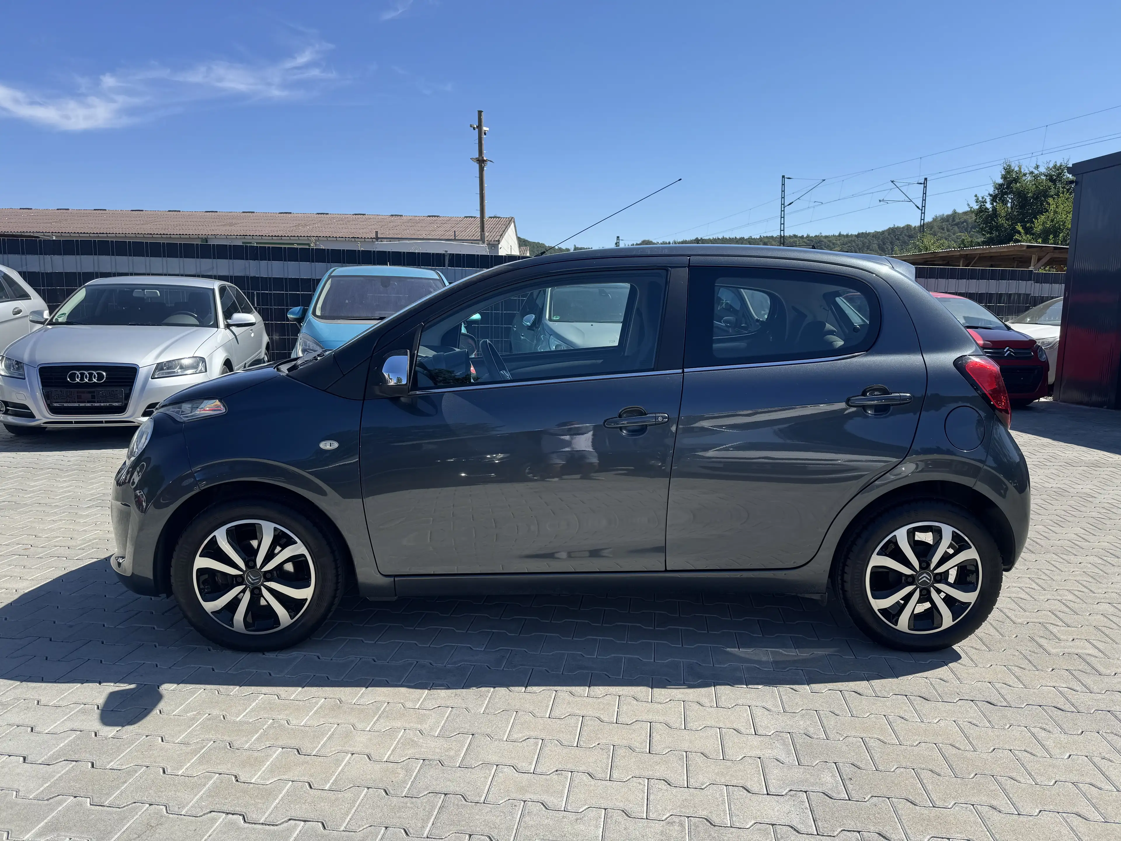 Citroen C1 Shine 1,2 Ltr. - 60 kW 12V VTi / Klima / LED — photo 11