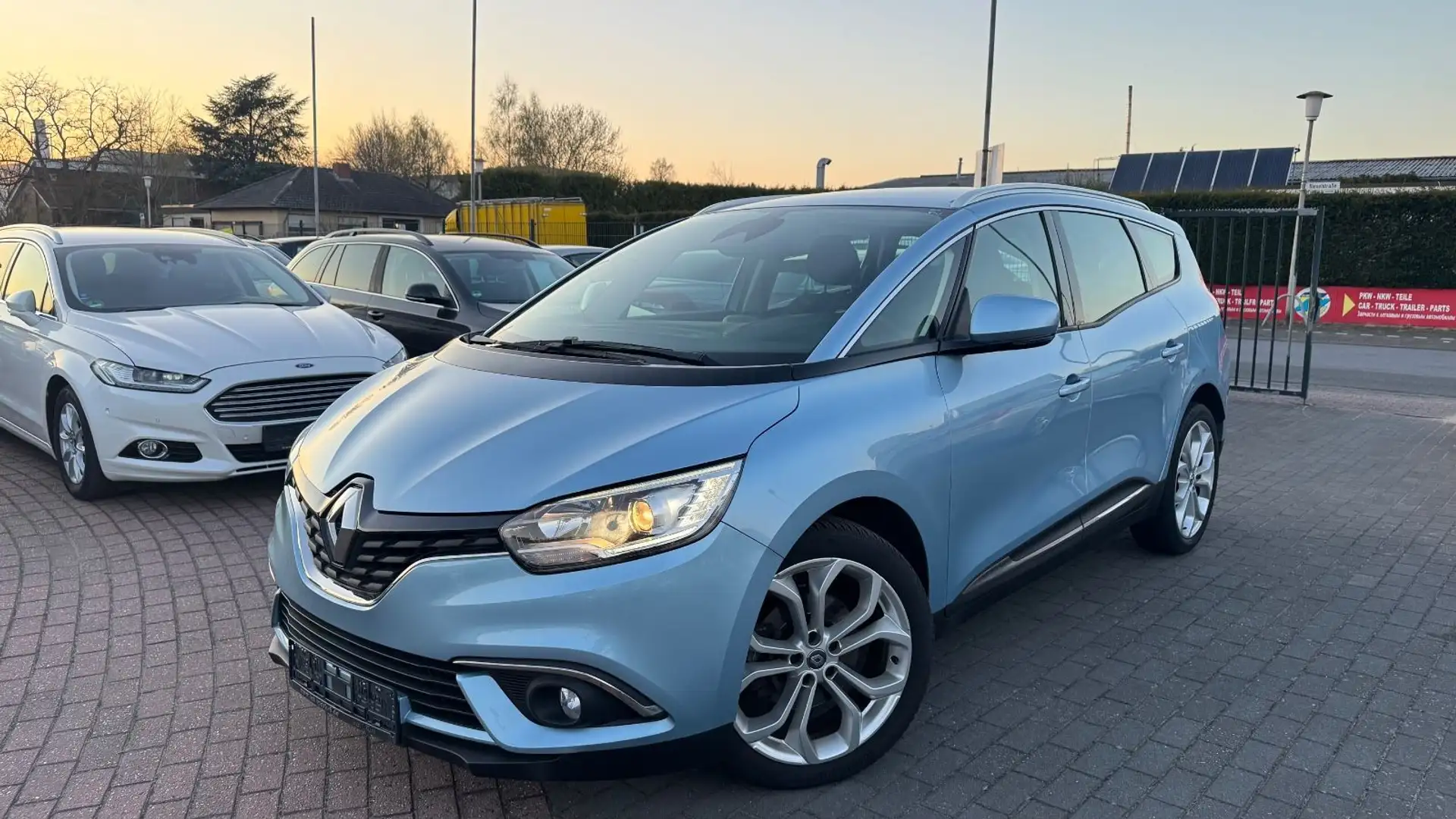 Renault Scenic IV Grand Experience |NAVI |2.HAND |KLIMA Blau - 2