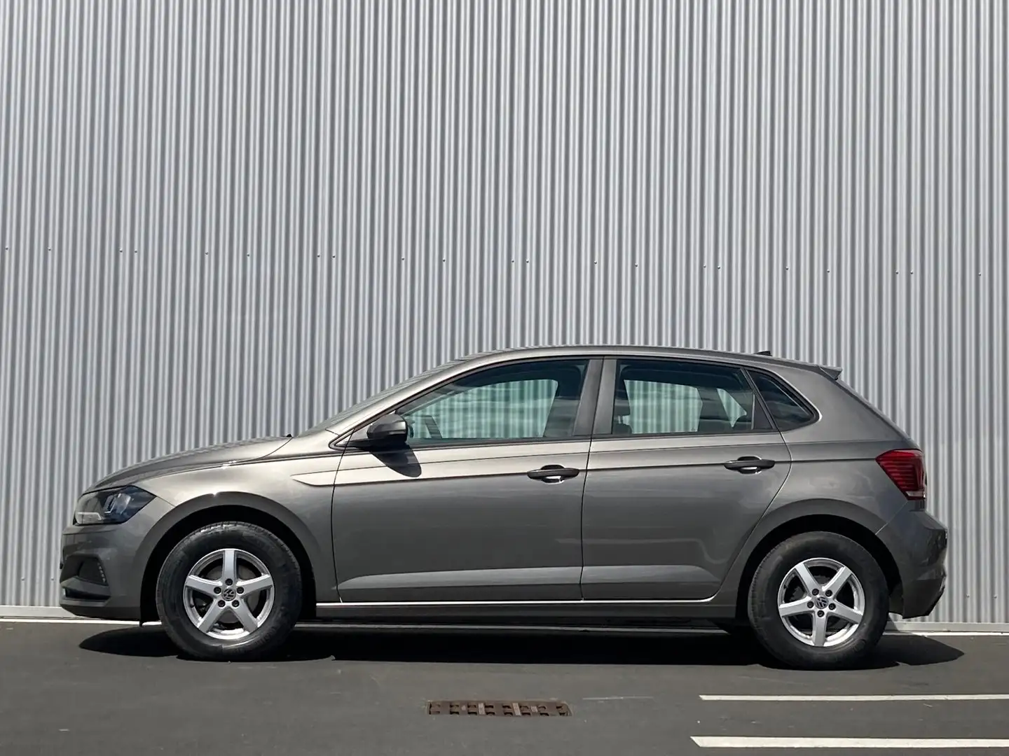 Volkswagen Polo Grau - 2