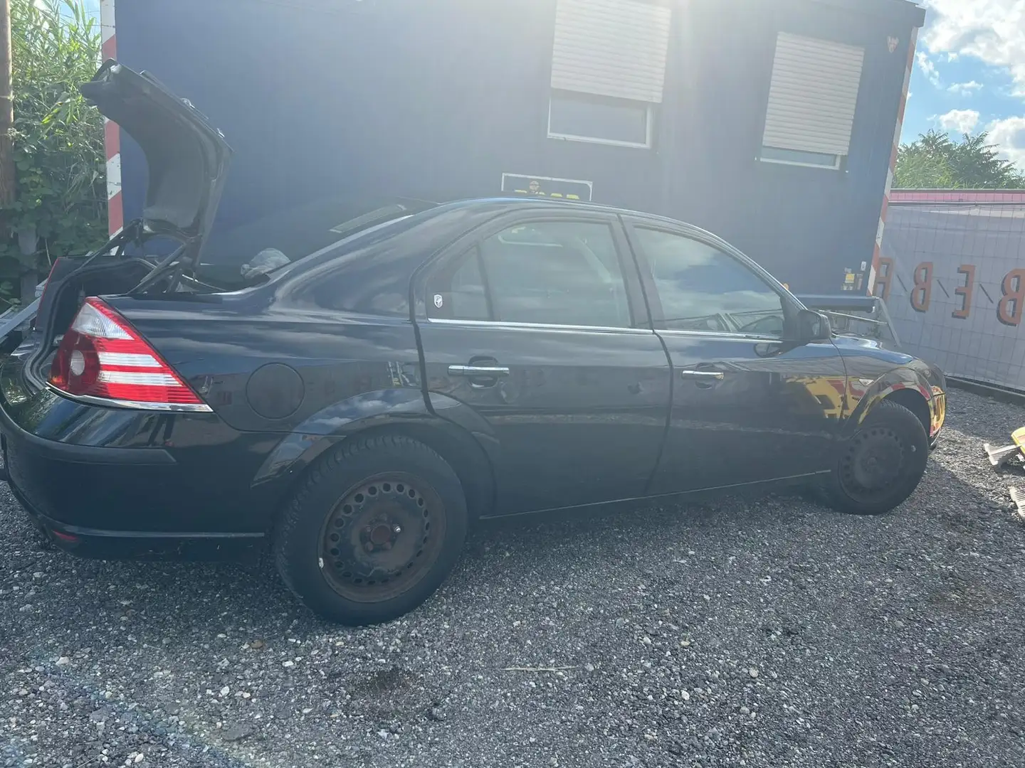 Ford Mondeo Ghia 2,0 TDCi - 2