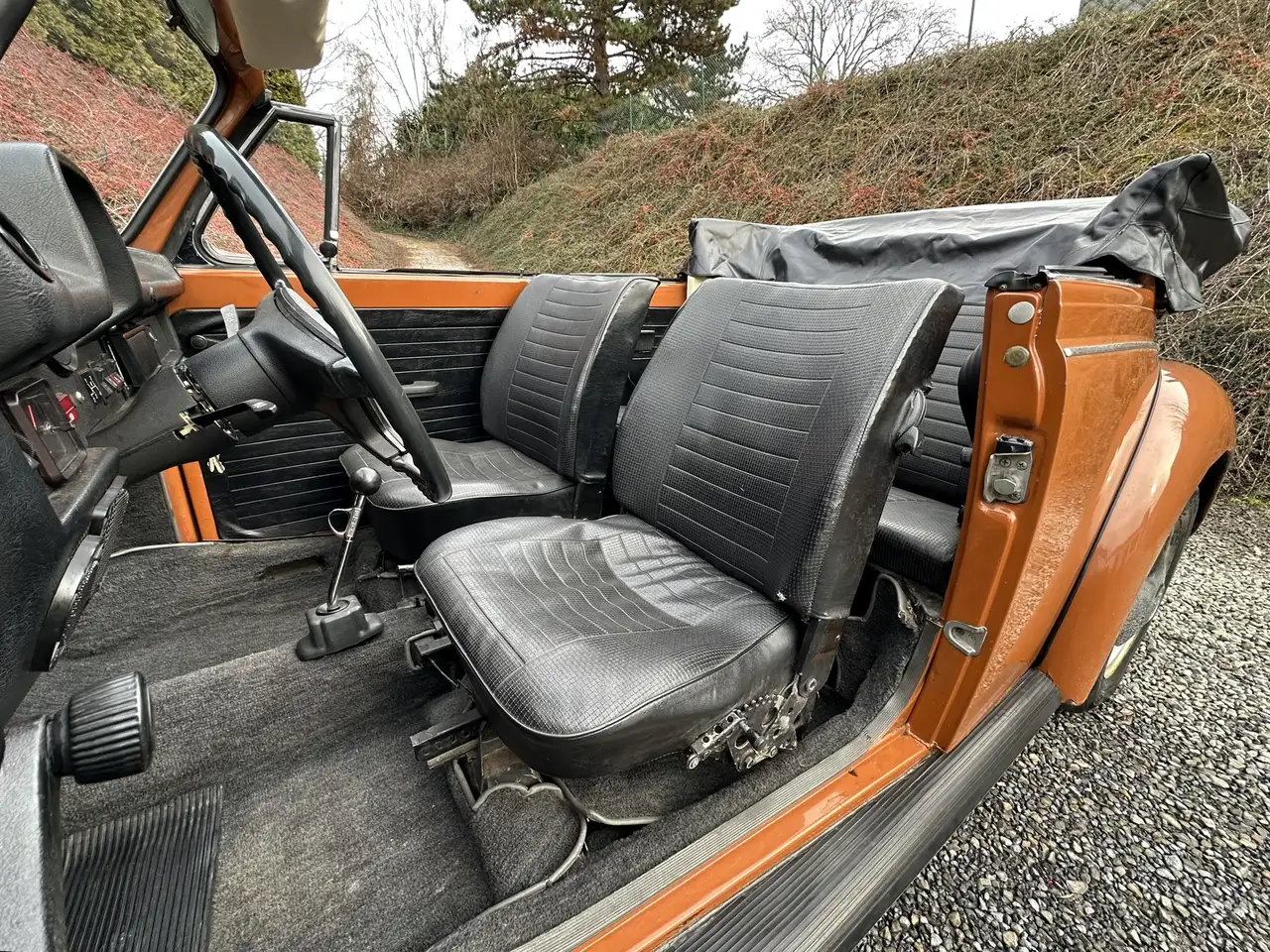 Volkswagen Coccinelle 1303 Cabriolet / CT Vert /Roule parfaitement!, foto 12