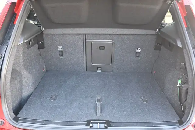 Volvo XC40 view 5