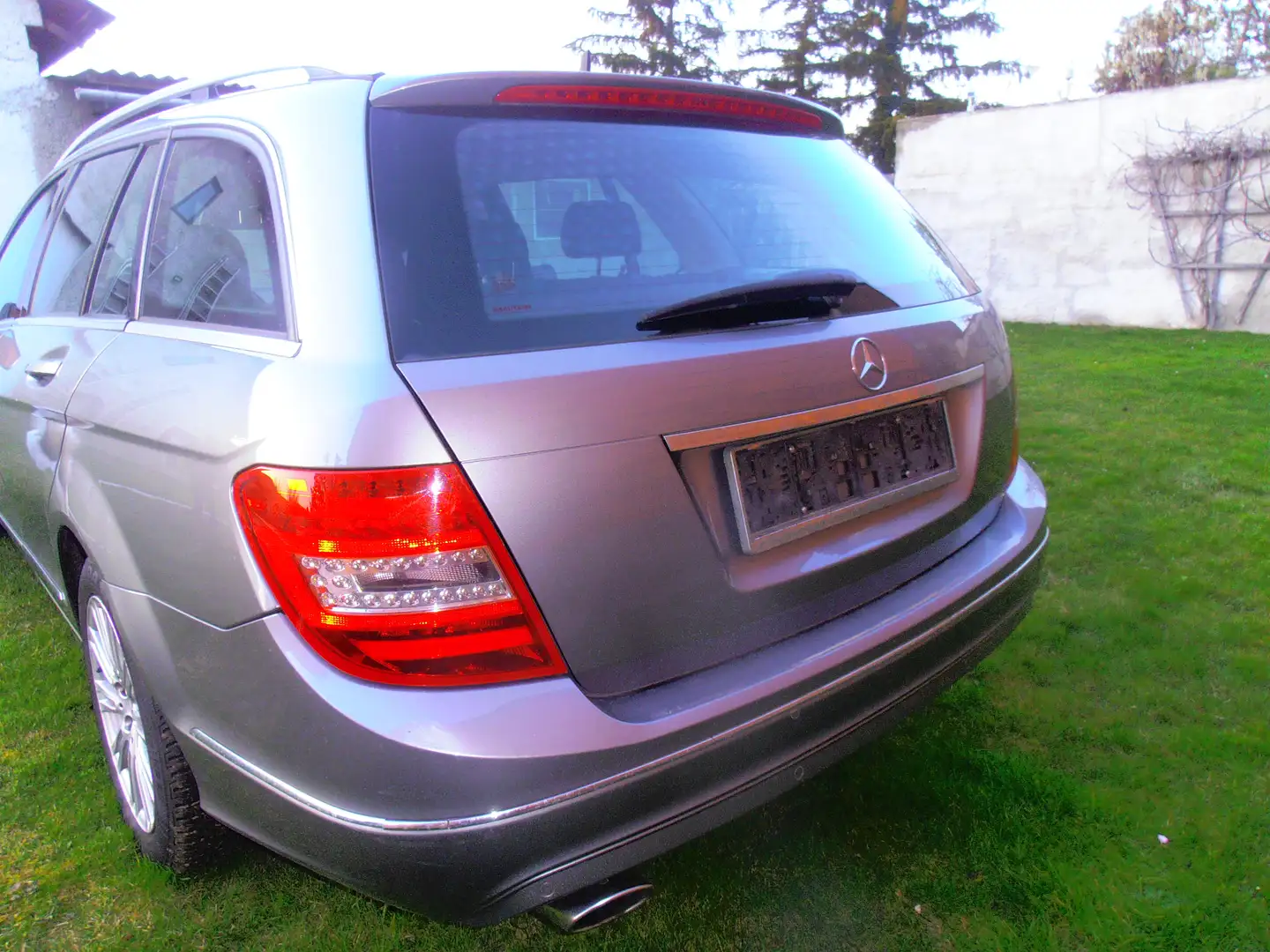 Mercedes-Benz C 220 C 220 T Elegance BlueEfficiency CDI Aut. Elegance Grau - 2