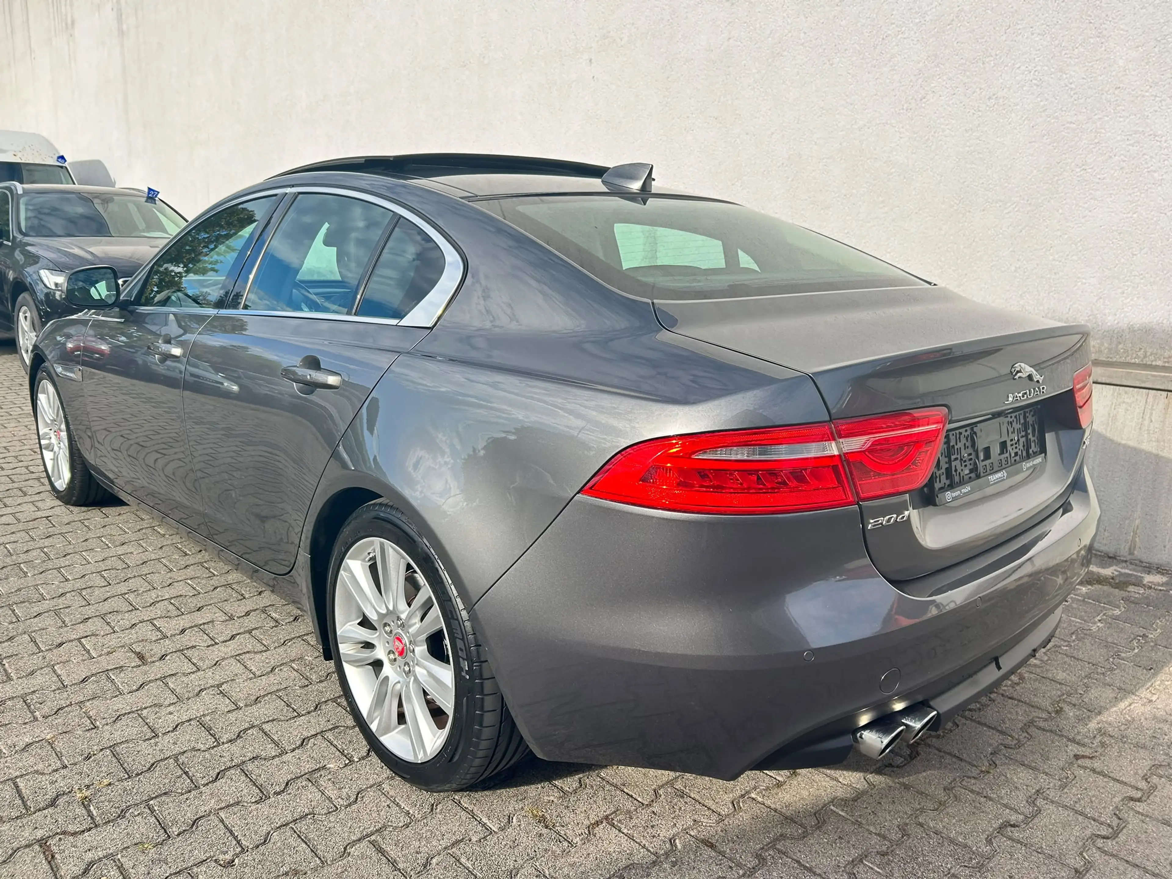 Jaguar XE PRESTIGE AB 119€|LEDER|LED|PANO|KAMERA| — photo 9