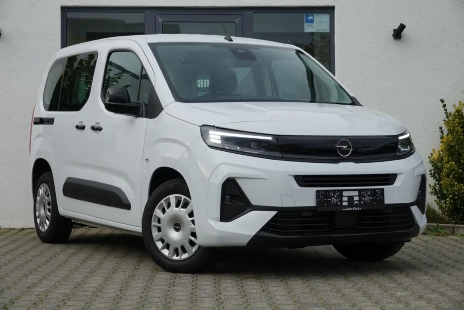 Opel Combo LIFE e 1.2 81kW DAB LED PDC Klima Galerie Blanco - 1