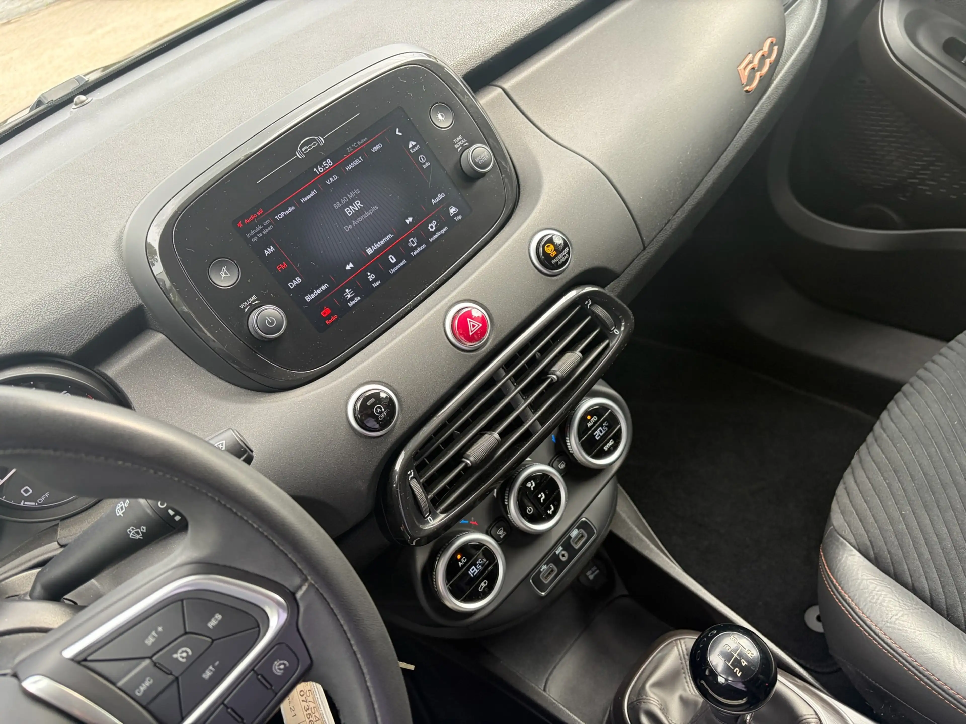 Fiat 500X 1.6i E-Torq S-DESIGN CITY CROSS — photo 20