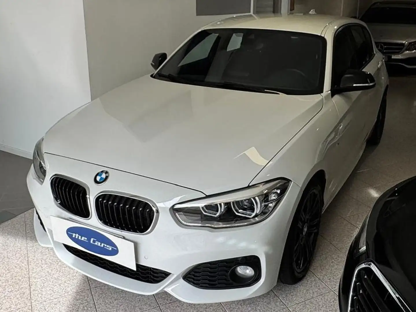 BMW 116 Serie 1 F/20-21 2015 116d M-Sport 5p Weiß - 2