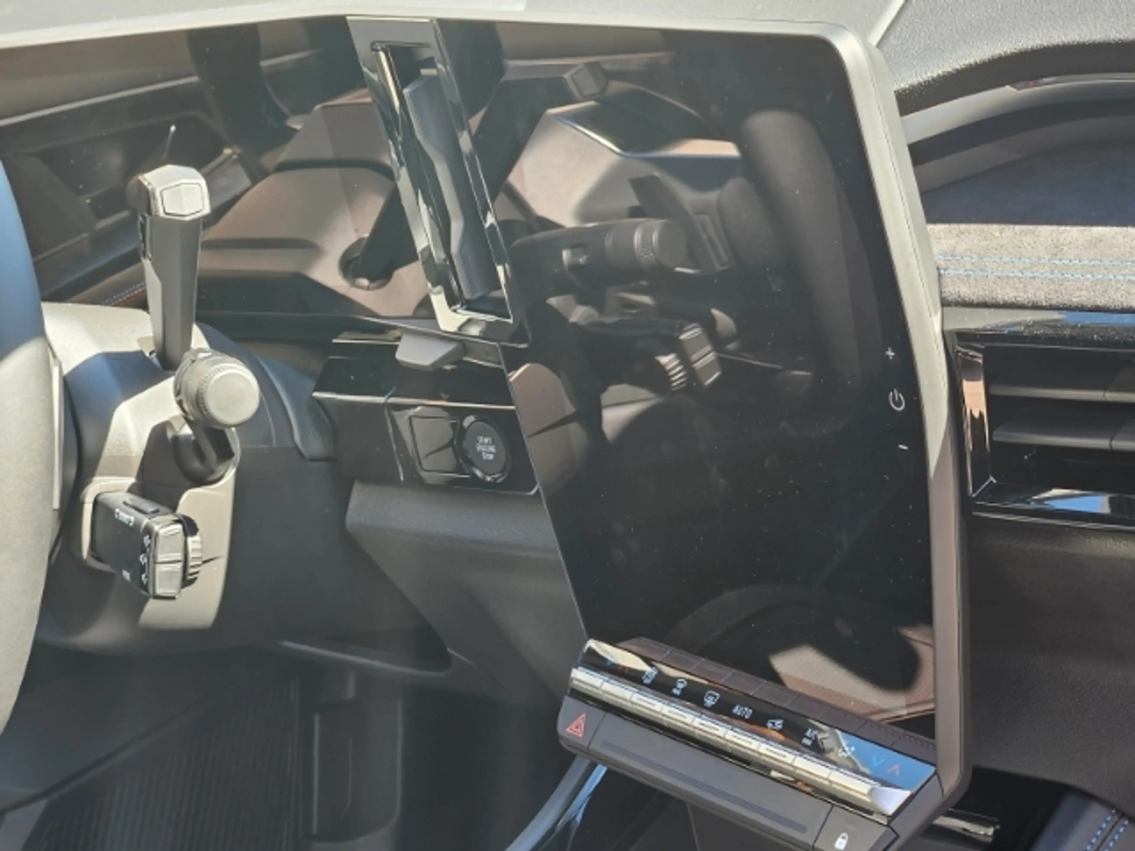 Renault Rafale 200 E-Tech Full Hybrid Esprit Alpine Panoramadach — photo 6