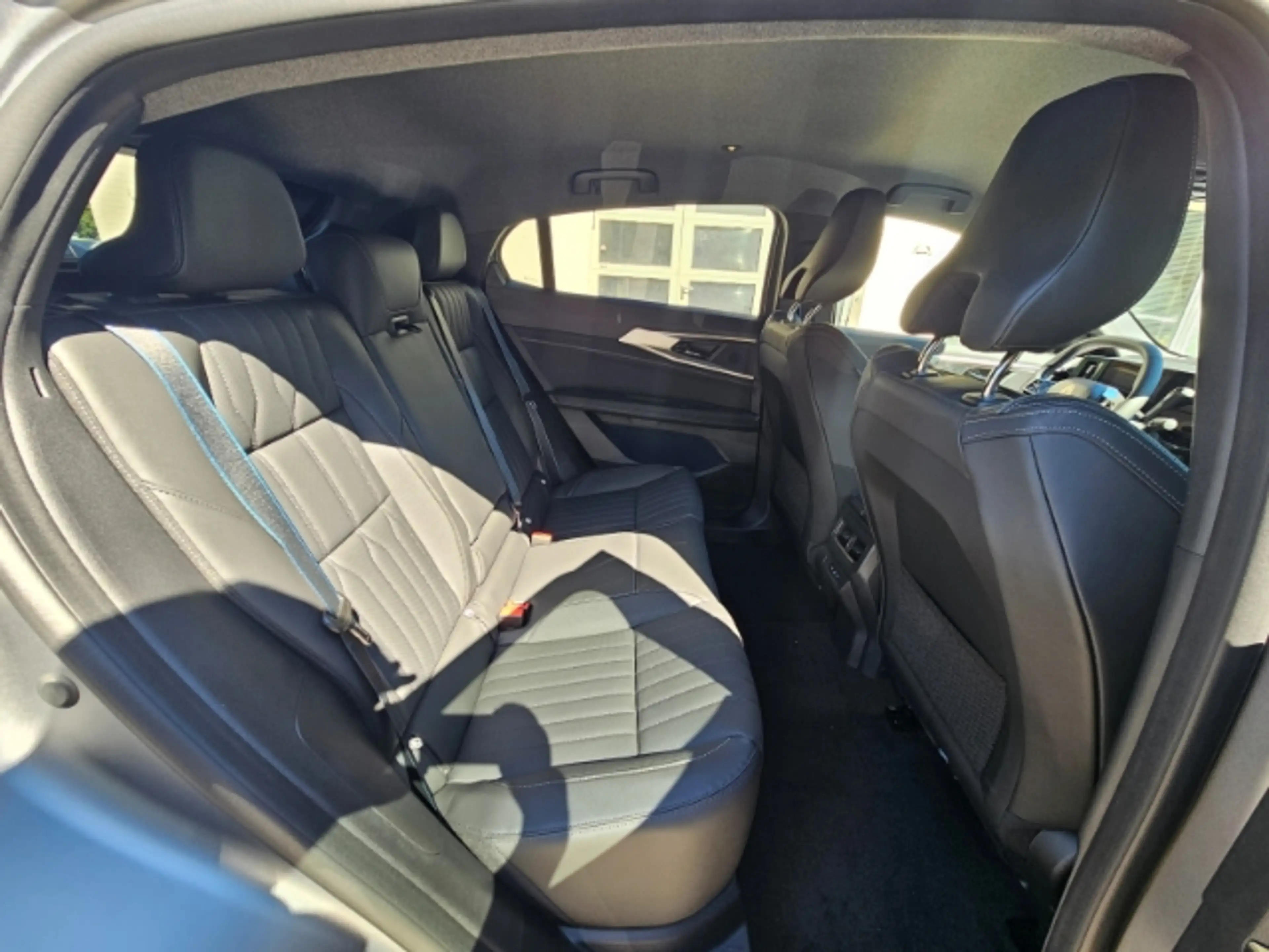Renault Rafale 200 E-Tech Full Hybrid Esprit Alpine Panoramadach — photo 8