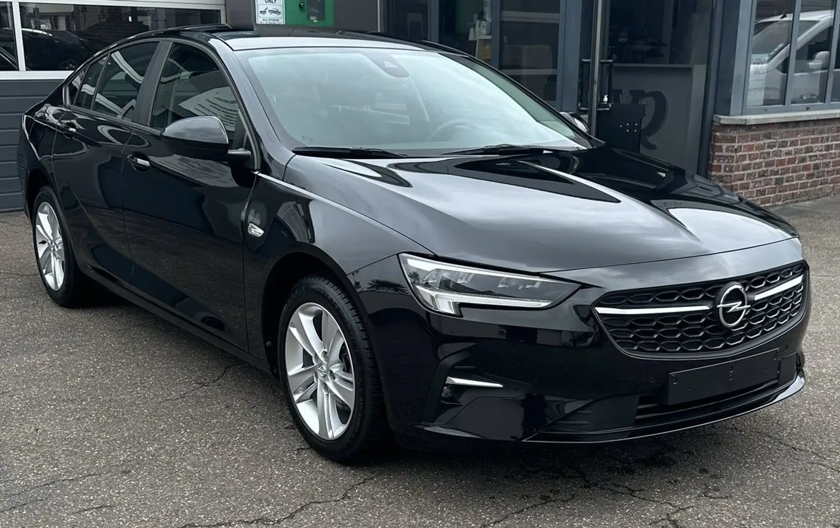 Opel Insignia B 15CDTI GrandSport FaceliftModel BusinessEdition Negro - 1