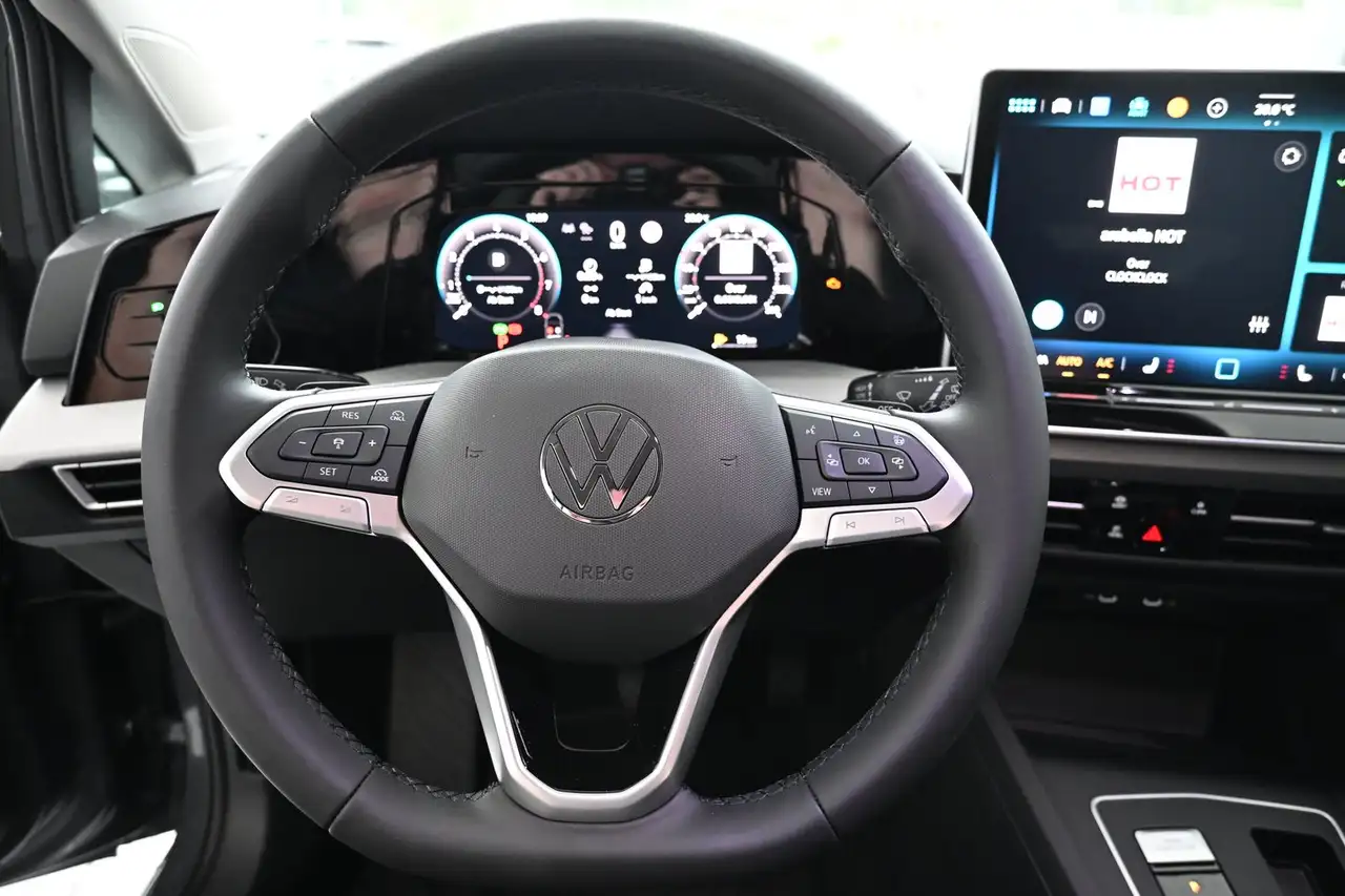 Volkswagen Golf 2026 — фото 14