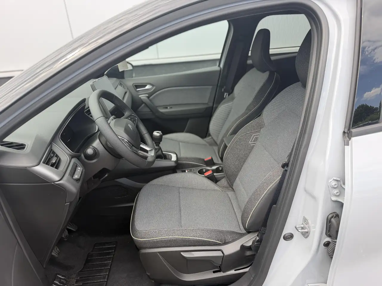 Renault Captur 2026 — фото 11