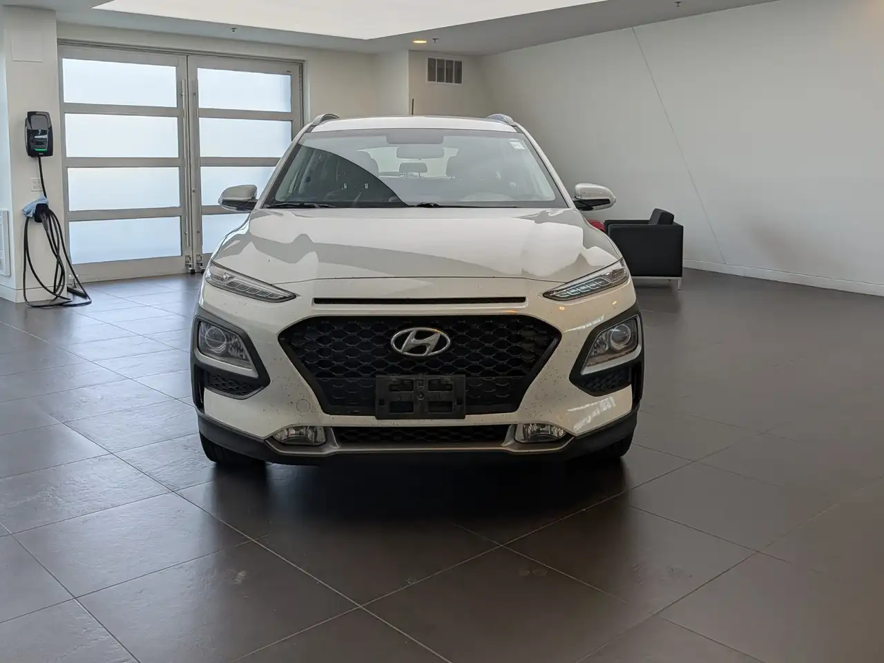Hyundai KONA снимка Hyundai KONA