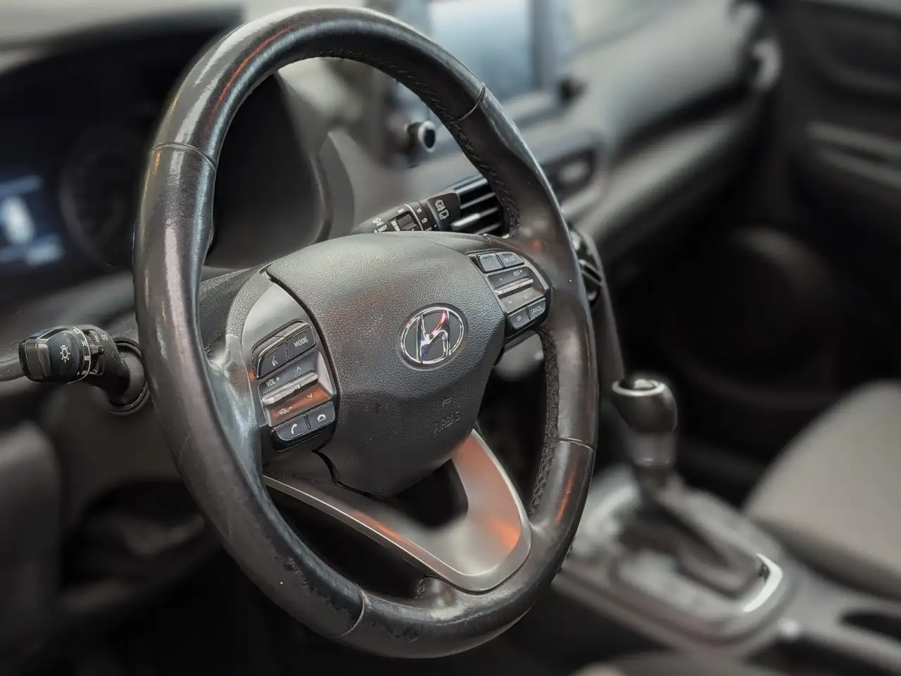 Hyundai KONA снимка Hyundai KONA