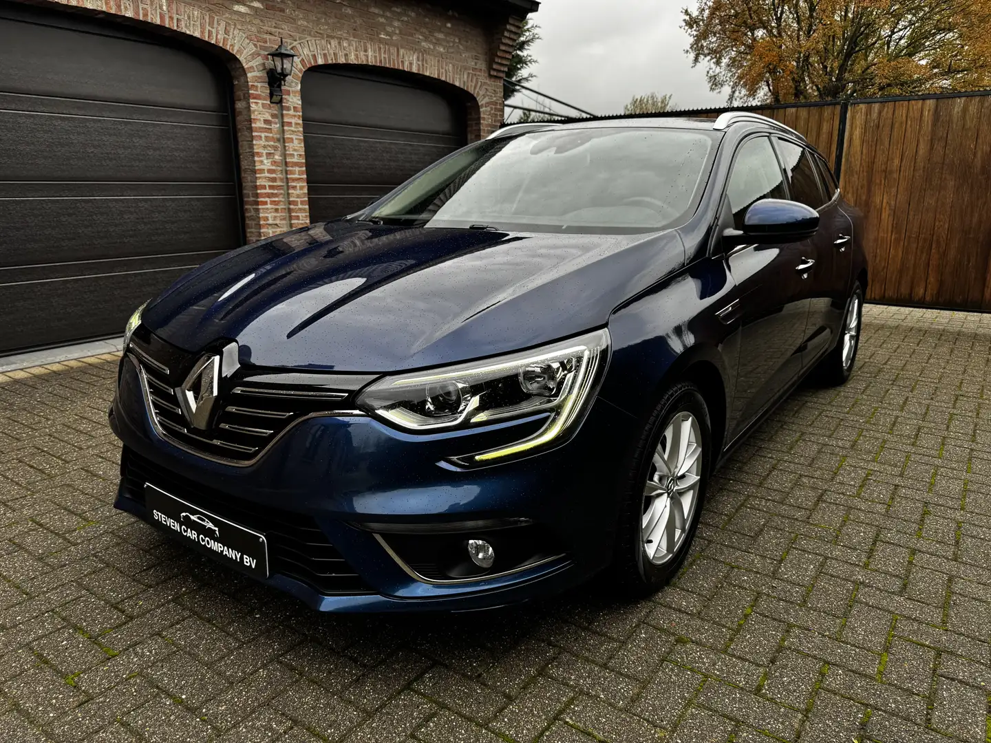 Renault Megane | LED | LANE WARNING | NAVI | CARPLAY | PDC | Bleu - 2