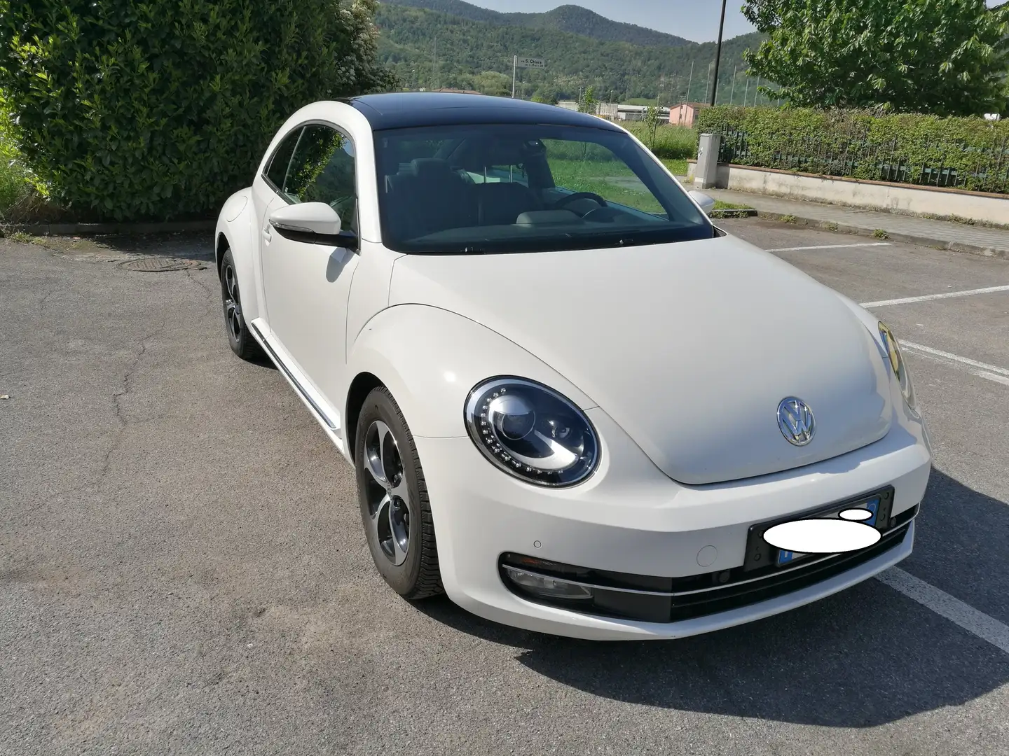 Volkswagen Maggiolino 1.6 Tdi Design Wit - 1