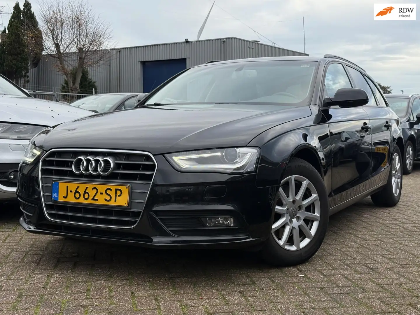 Audi A4 Avant 2.0 TDI Sport Edition Noir - 1