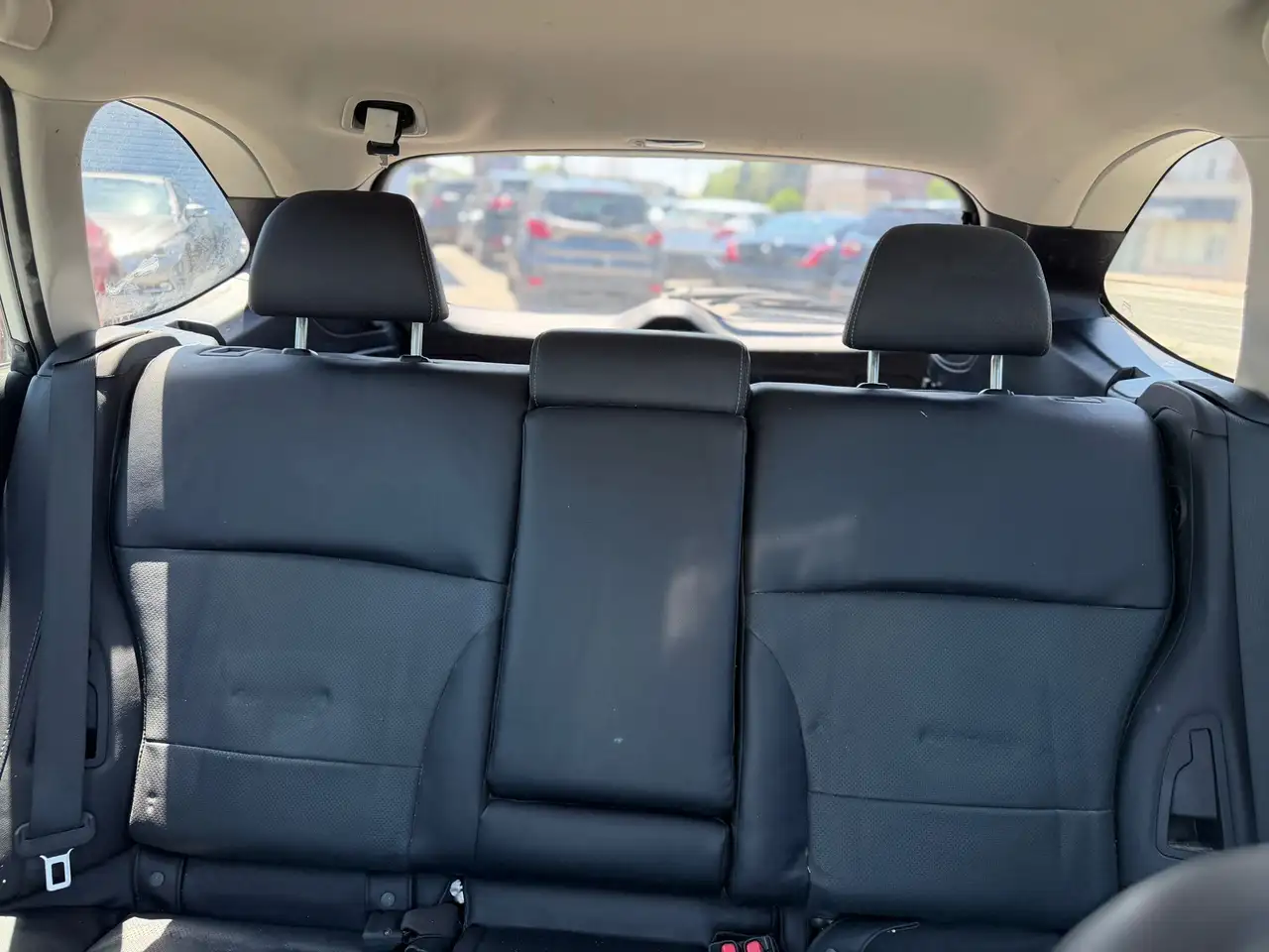 Subaru OUTBACK fotografie Subaru OUTBACK