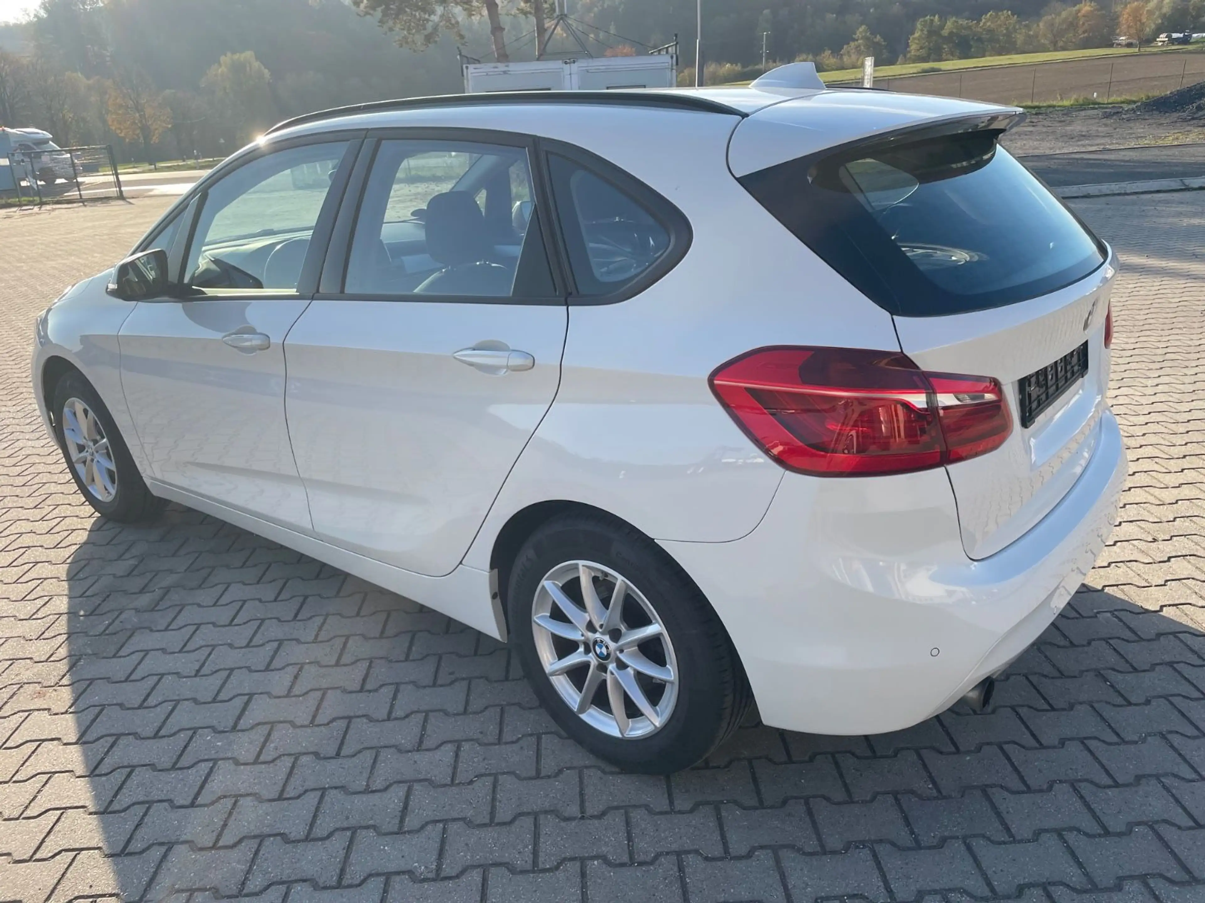BMW 216 i Active Tourer Advantage — photo 5
