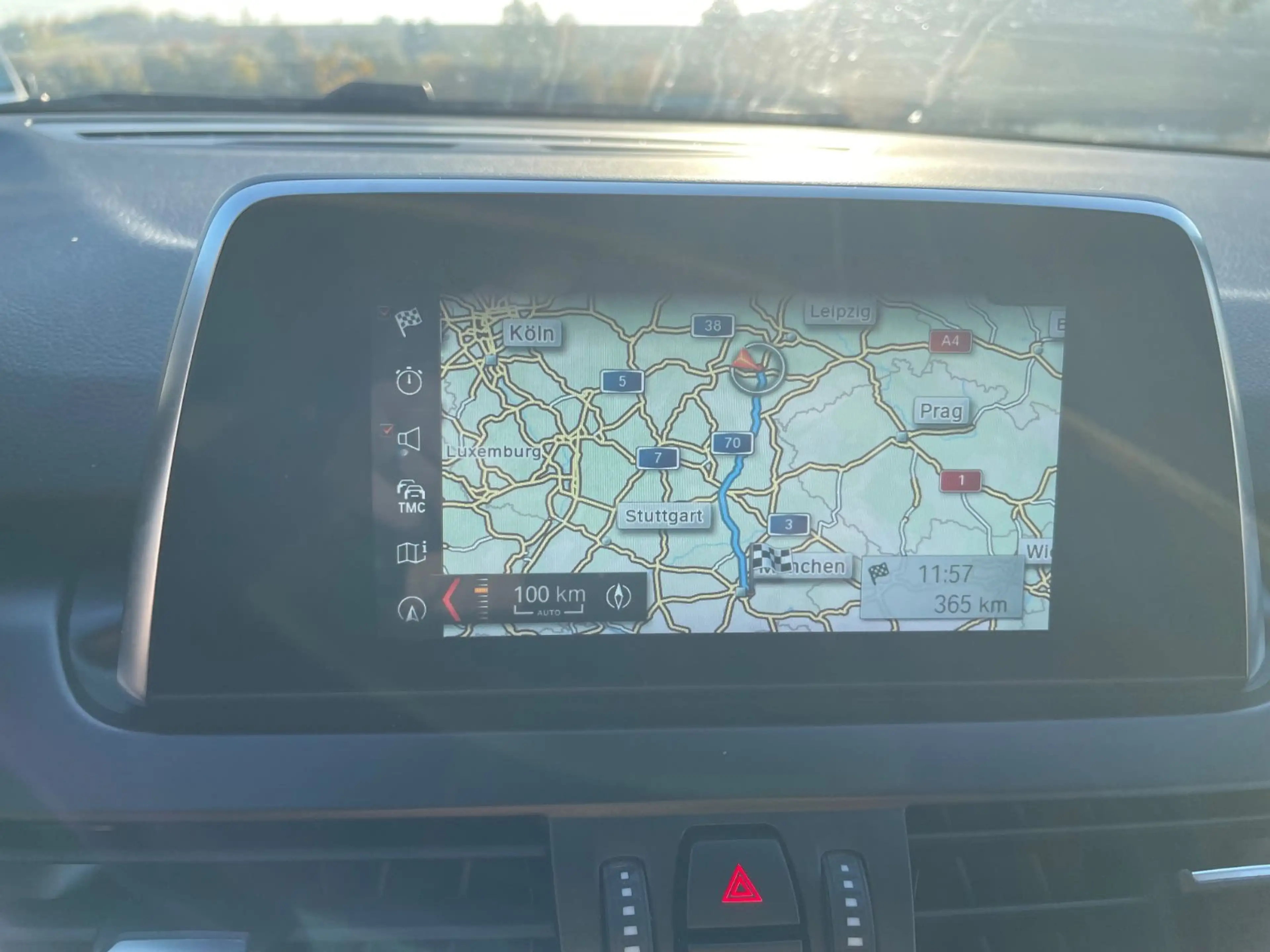 BMW 216 i Active Tourer Advantage — photo 11