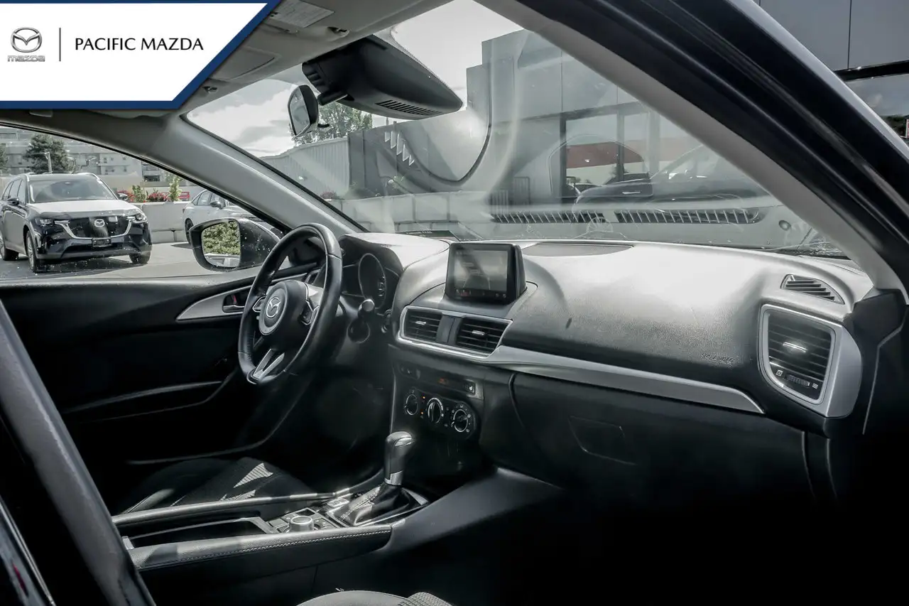 Mazda 3 fotografie Mazda 3