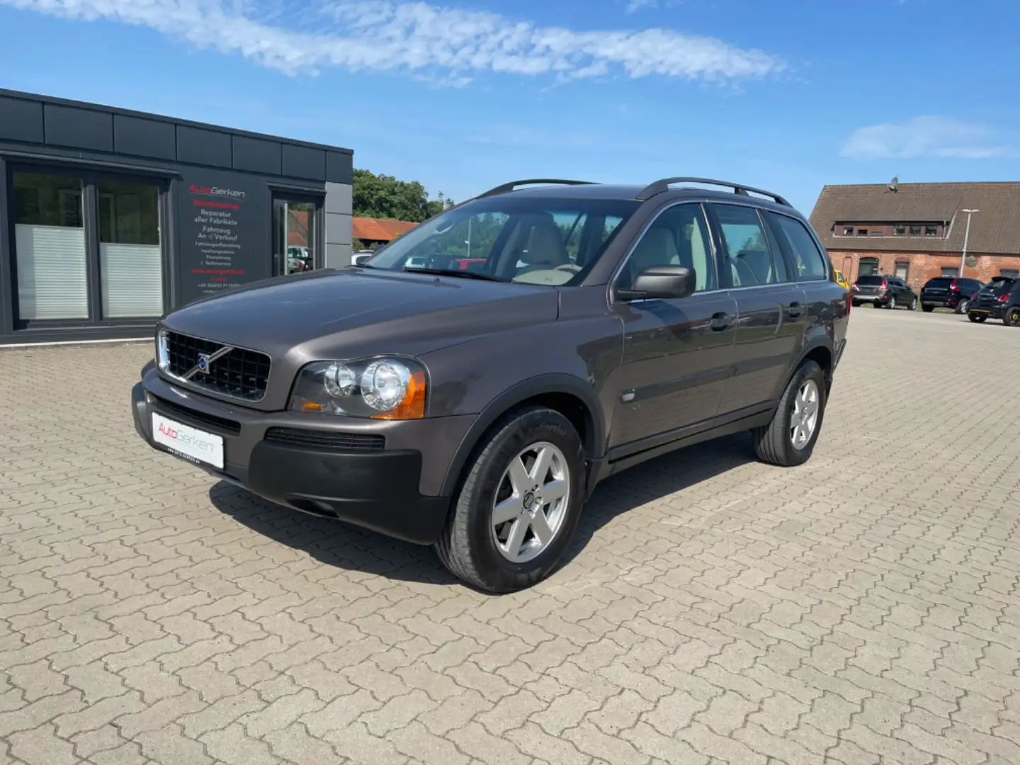 Volvo XC90 D5 Momentum Volvo-Scheckheft 7-Sitzer Gris - 1