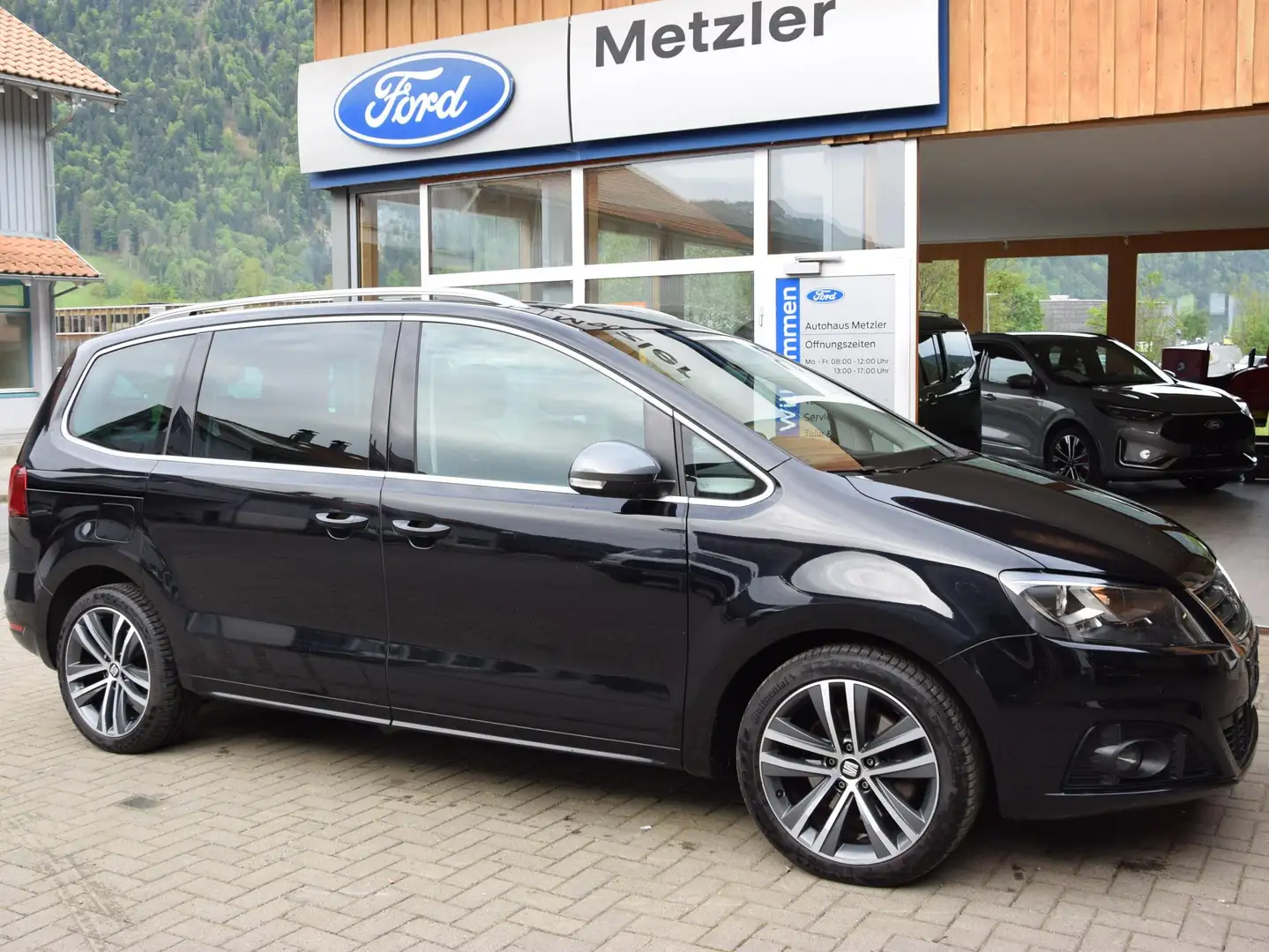 SEAT Alhambra FR-Line Allrad Schwarz - 1