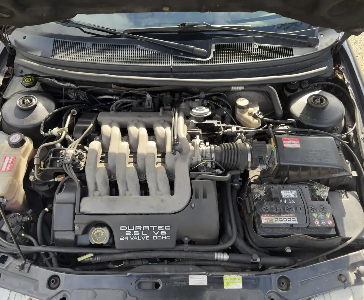 Ford Mondeo Ghia, foto 6