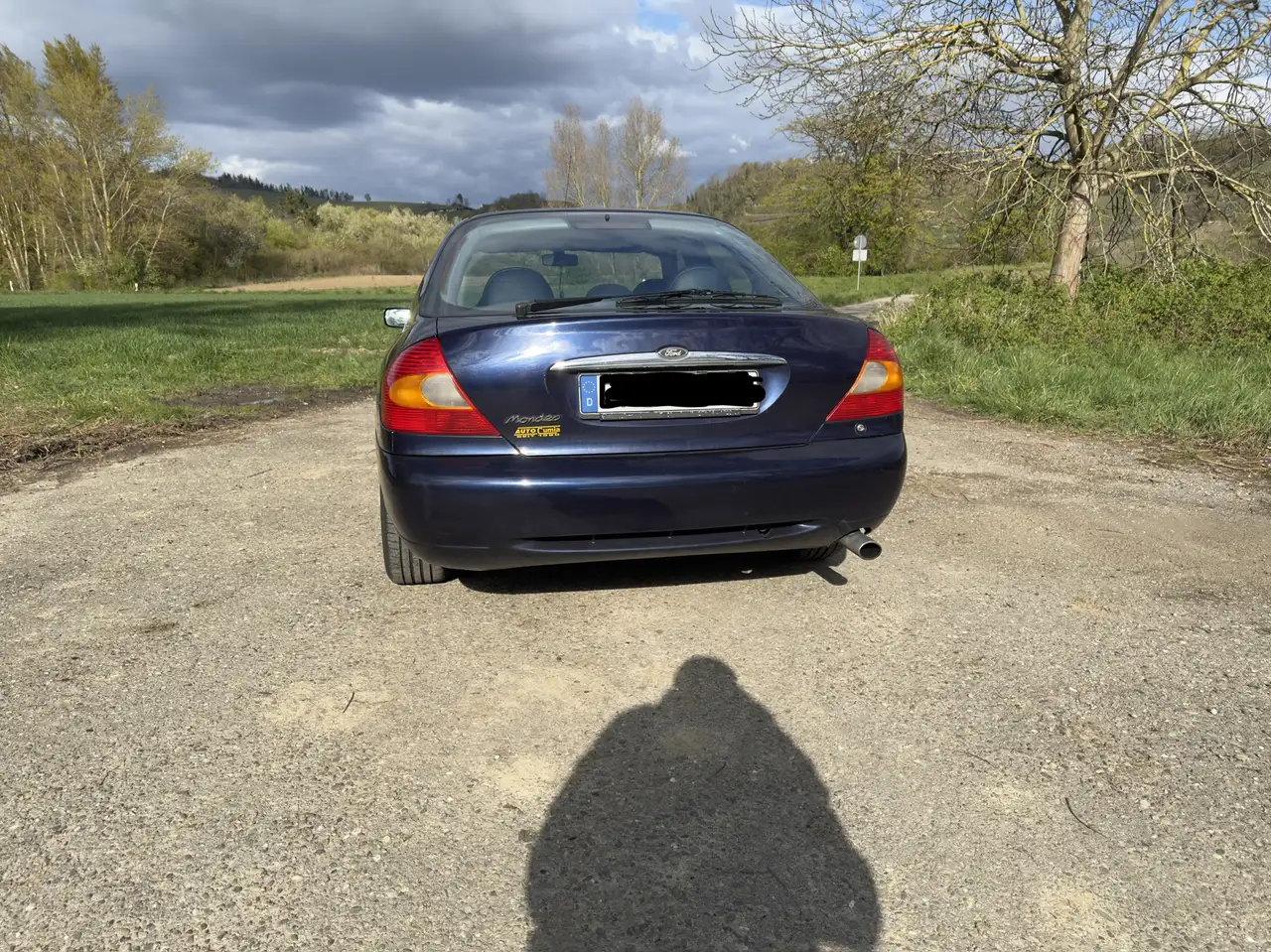Ford Mondeo Ghia, foto 2
