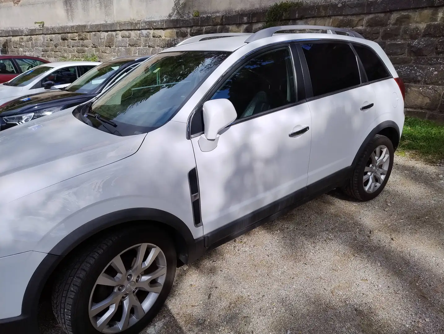 Opel Antara Antara 2,2 CDTI 4×4, Cosmo DPF Aut. Cosmo Weiß - 2