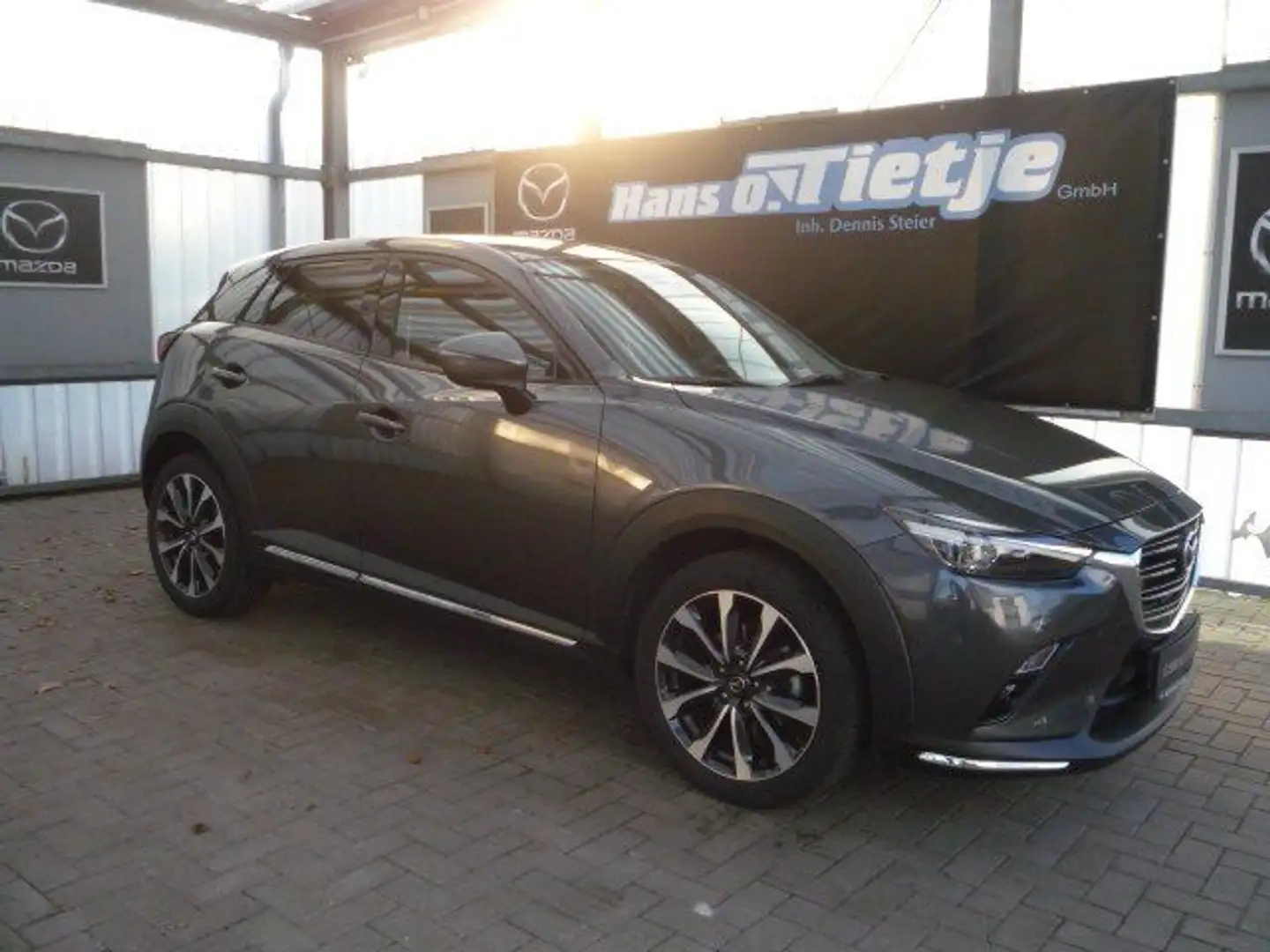 Mazda CX-3 L SKYACTIV-G 121 FWD 5T 6AG AL-SPORTS NAV Grau - 2