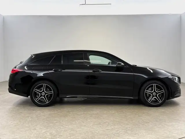 Mercedes-Benz Cla view 9