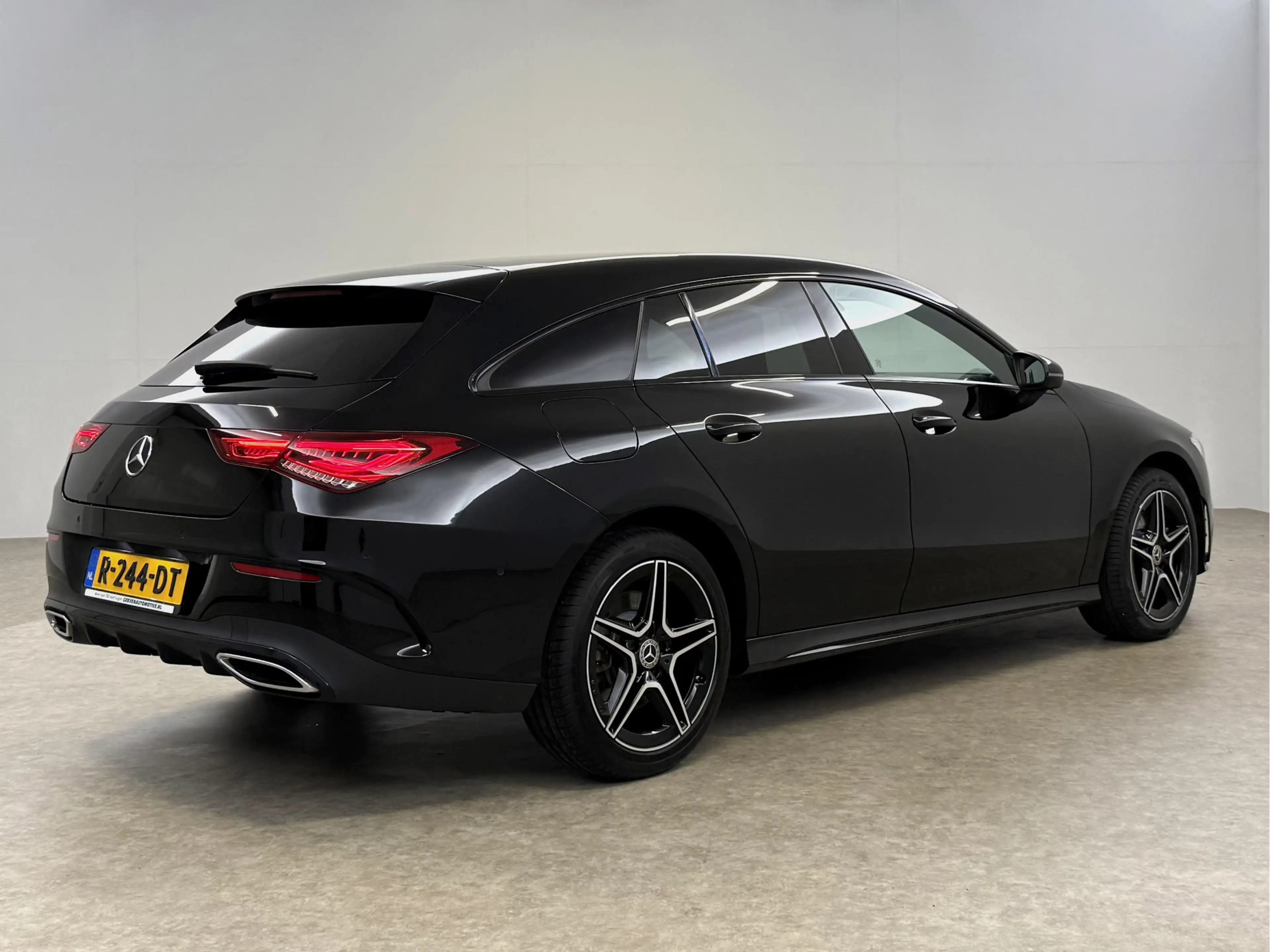 Mercedes-Benz CLA 250 Shooting Brake e AMG Limited | Camera | Virtual | — photo 11